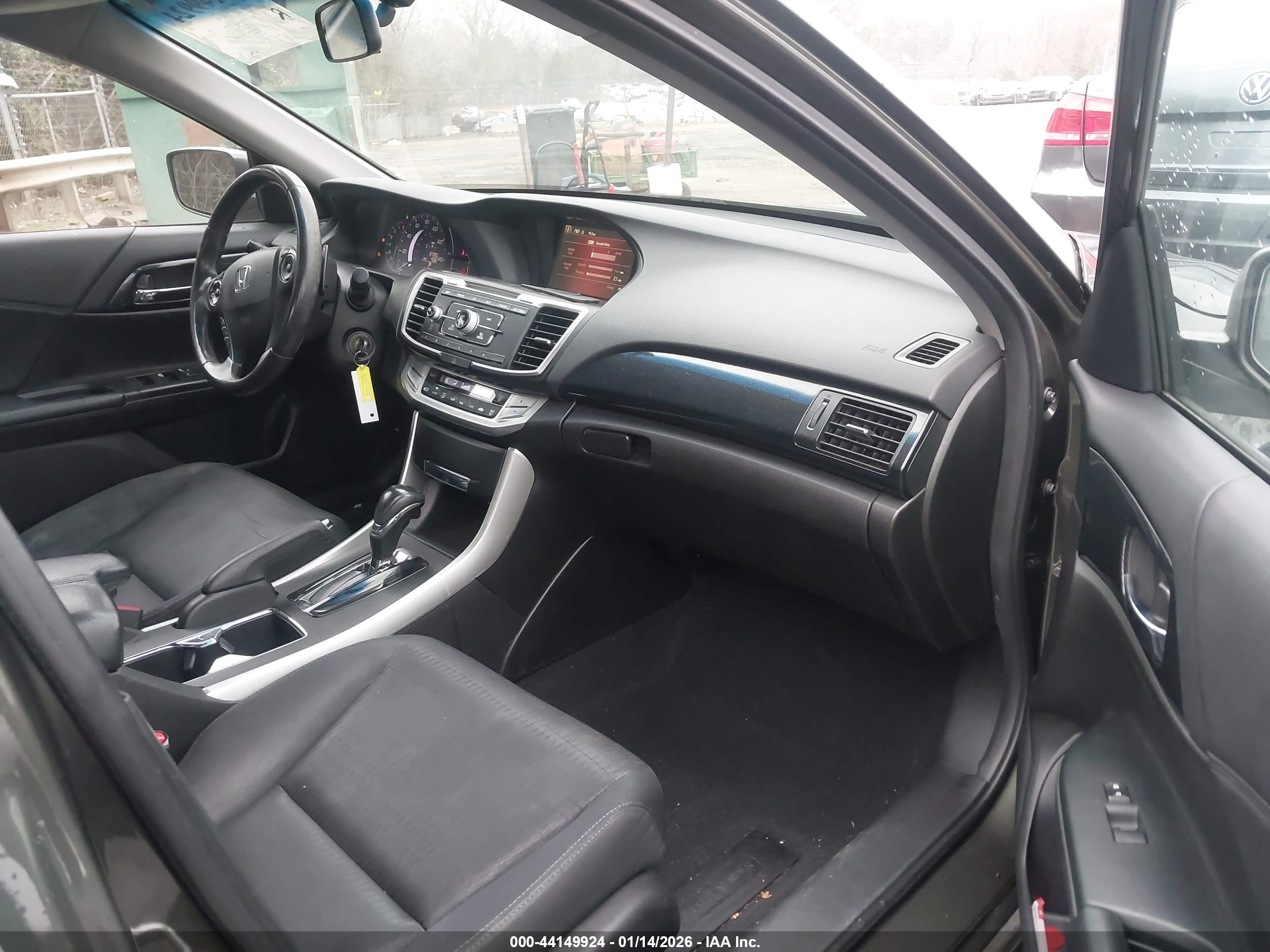 HONDA ACCORD image 5