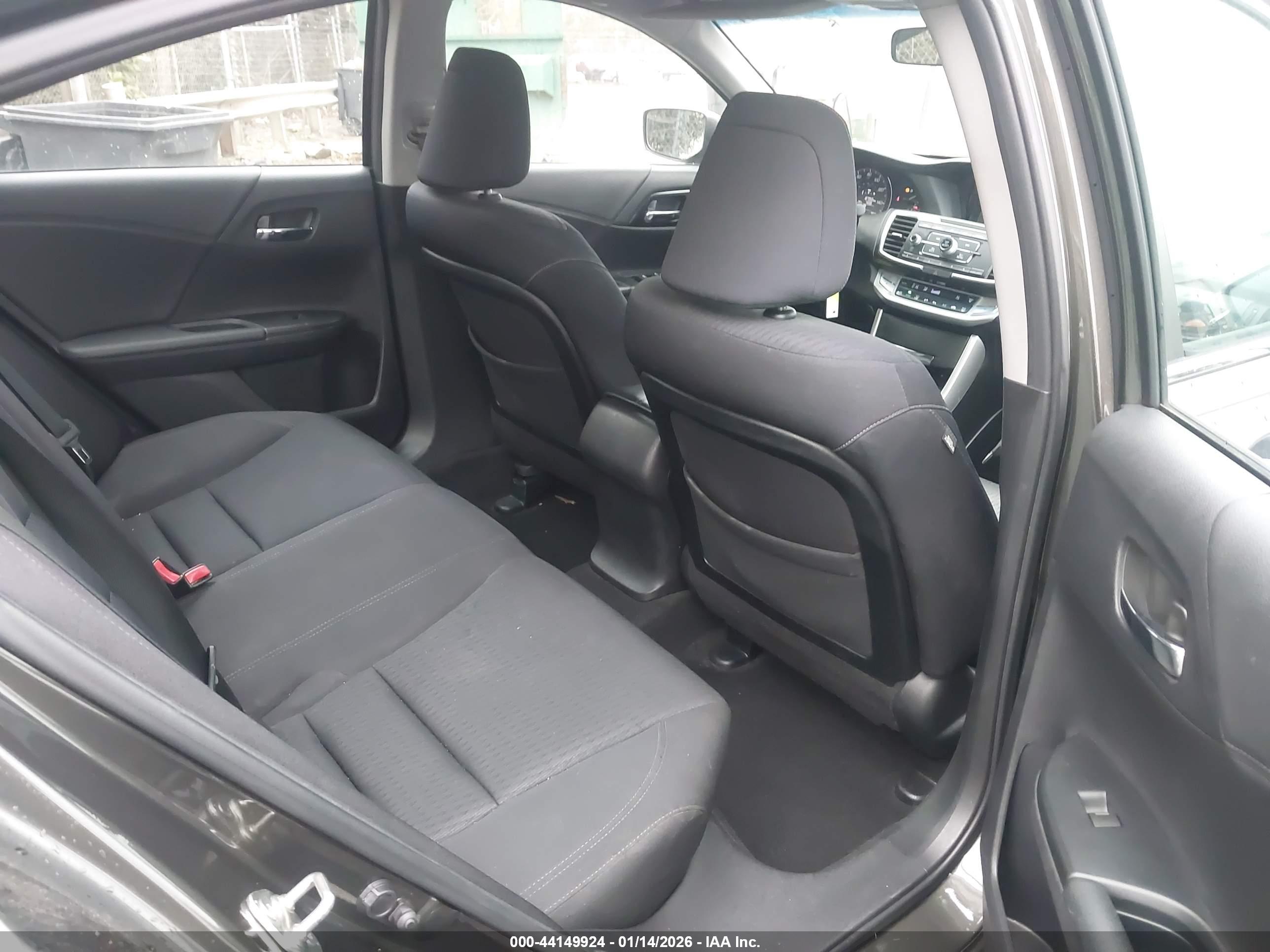 HONDA ACCORD image 8