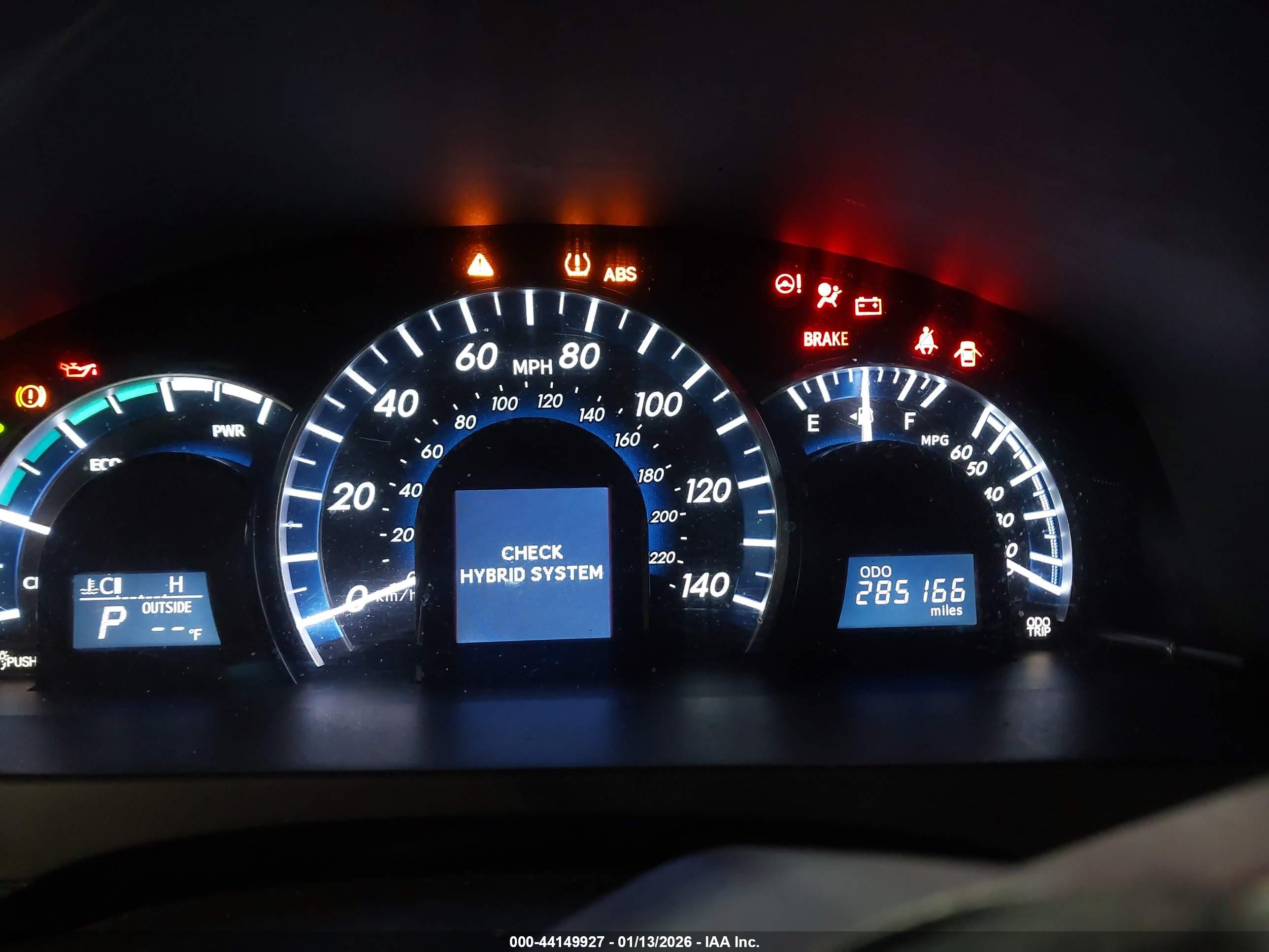 TOYOTA CAMRY image 7