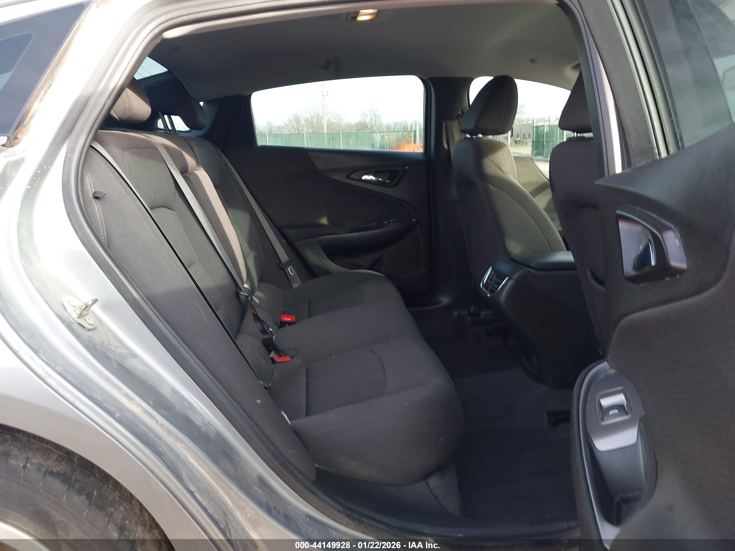 CHEVROLET MALIBU image 8
