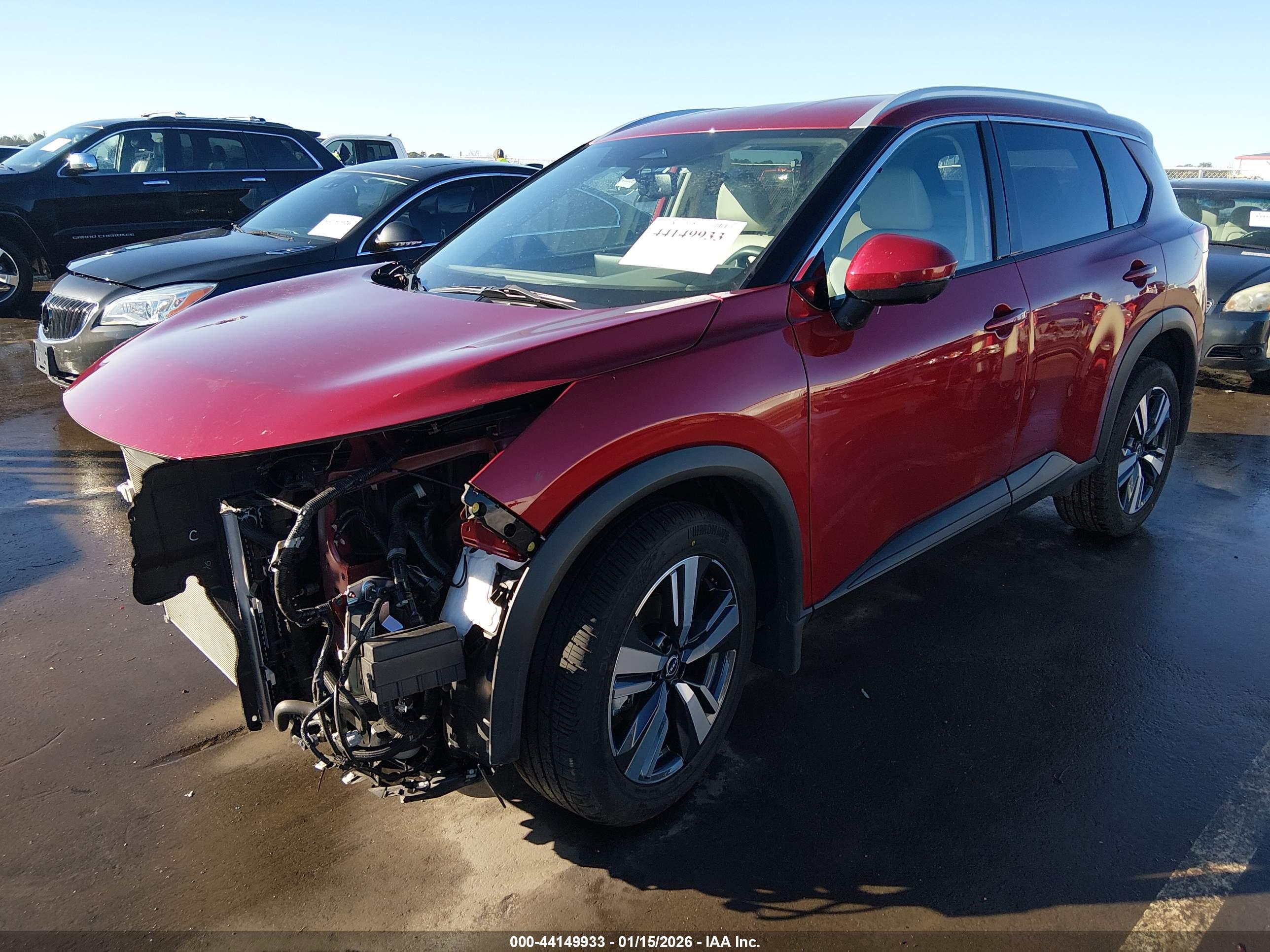 NISSAN ROGUE image 2