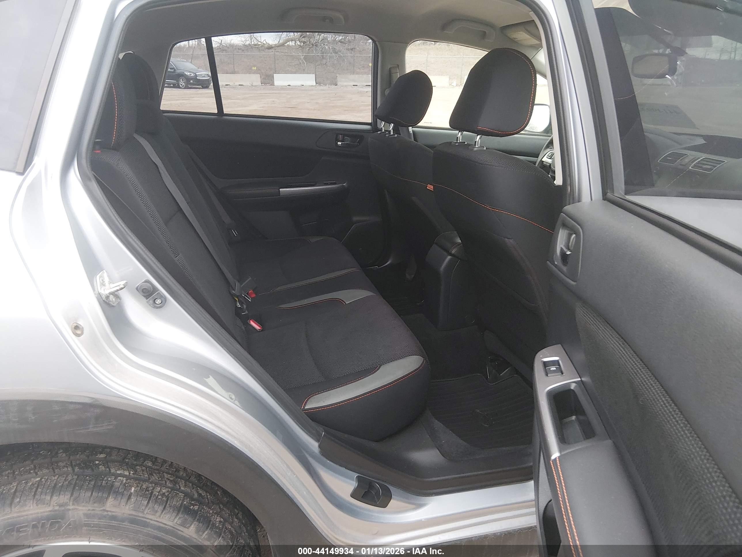 SUBARU CROSSTREK image 8