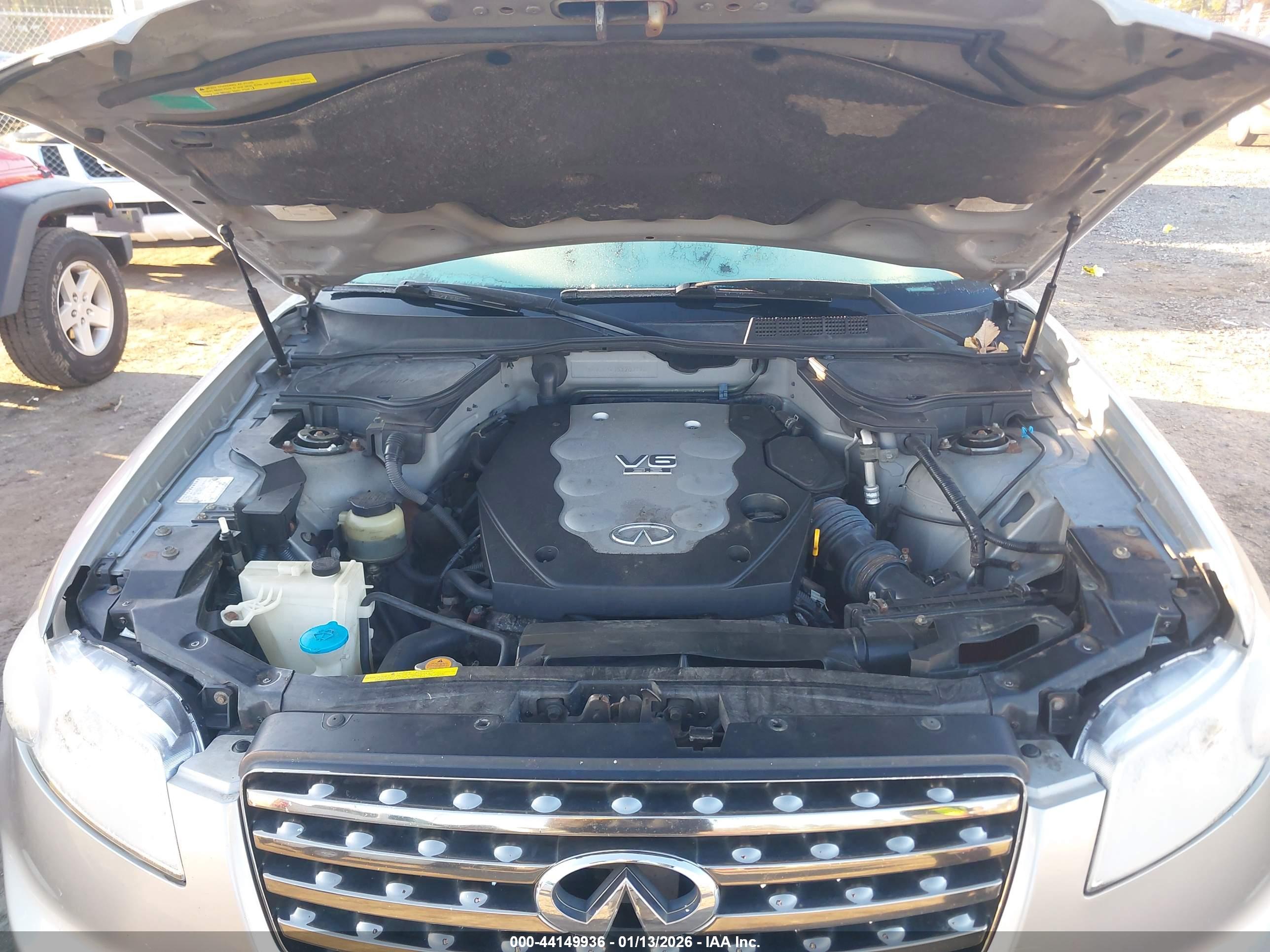 INFINITI FX35 image 10