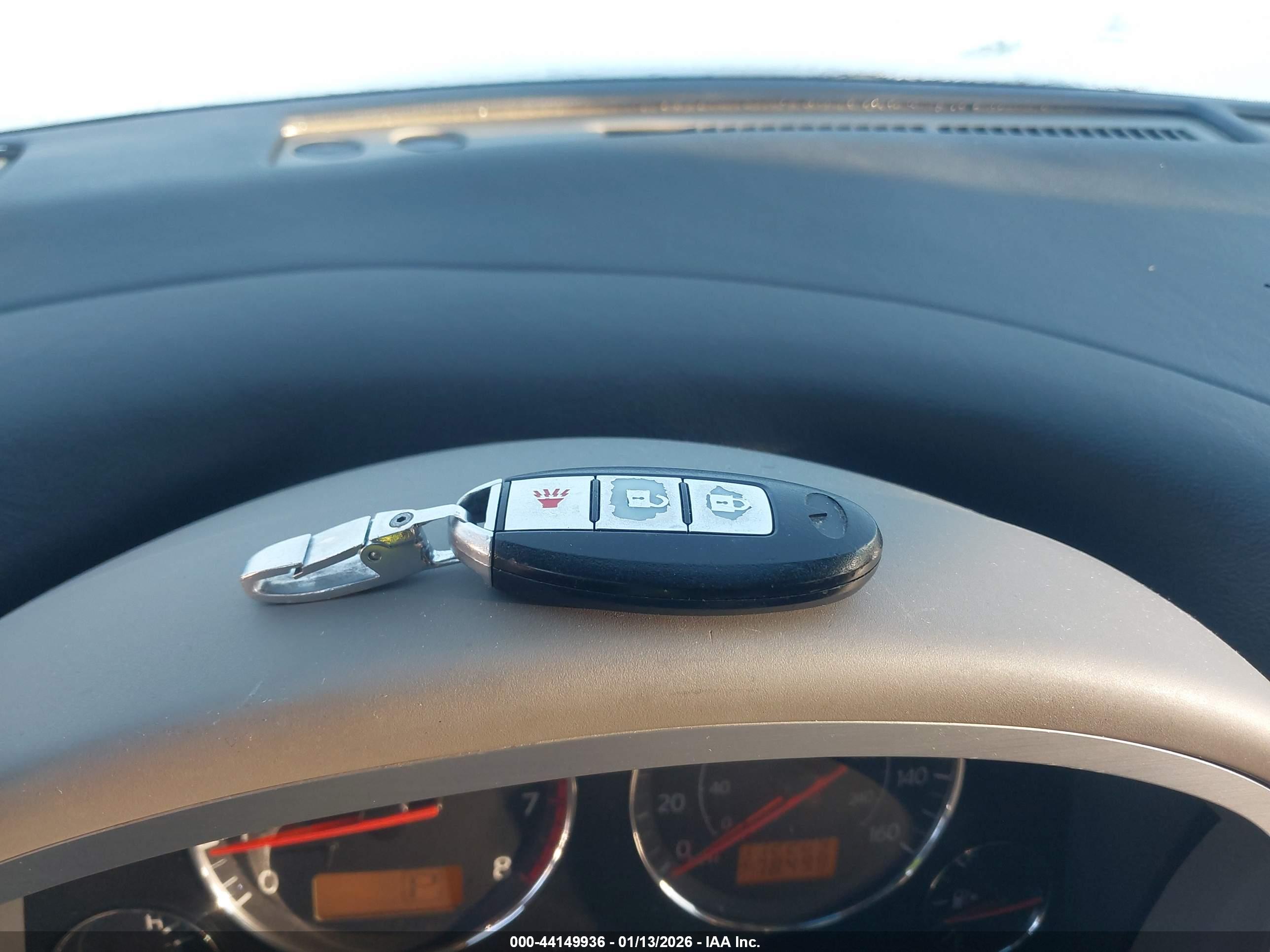 INFINITI FX35 image 11