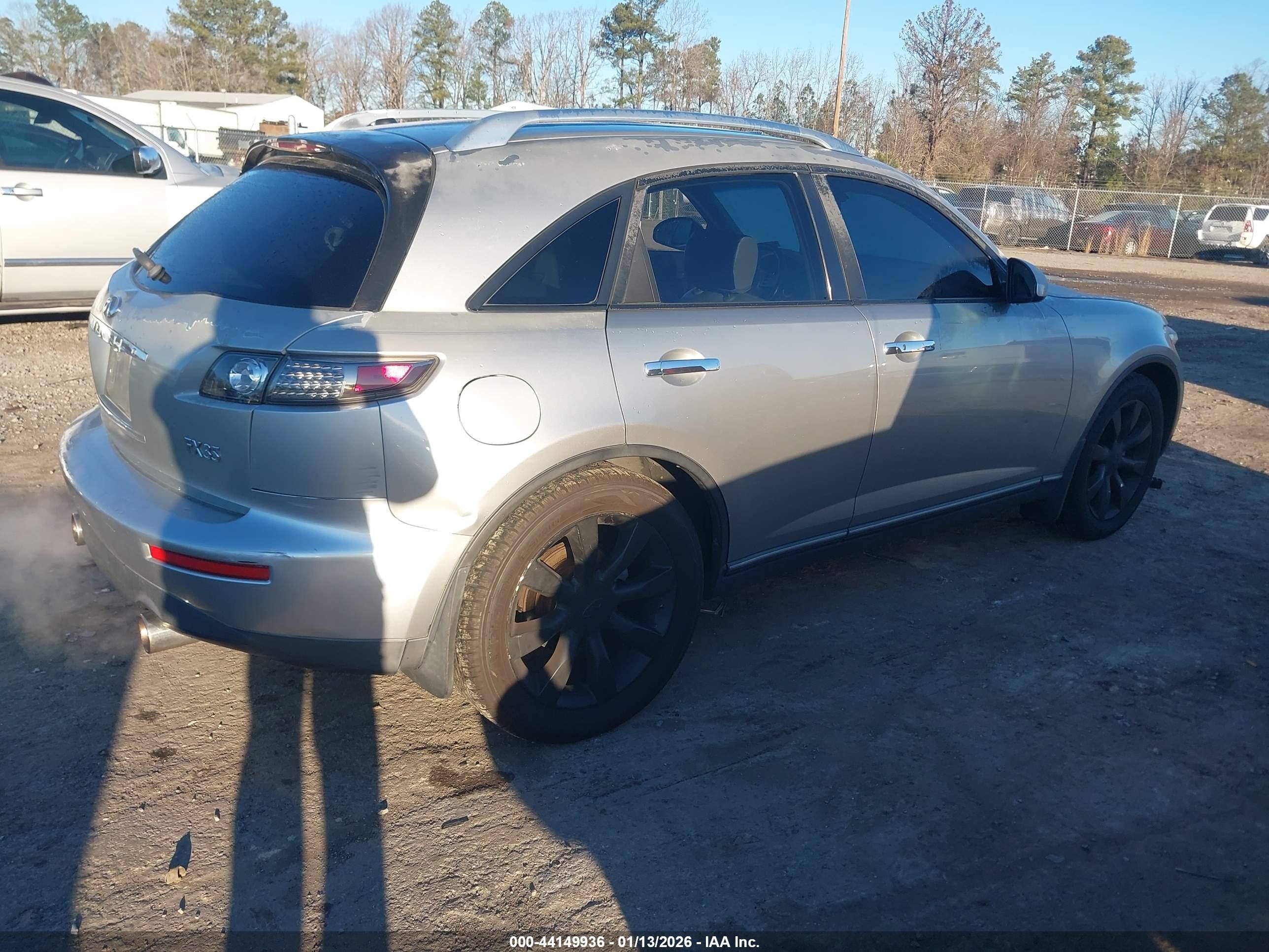 INFINITI FX35 image 4