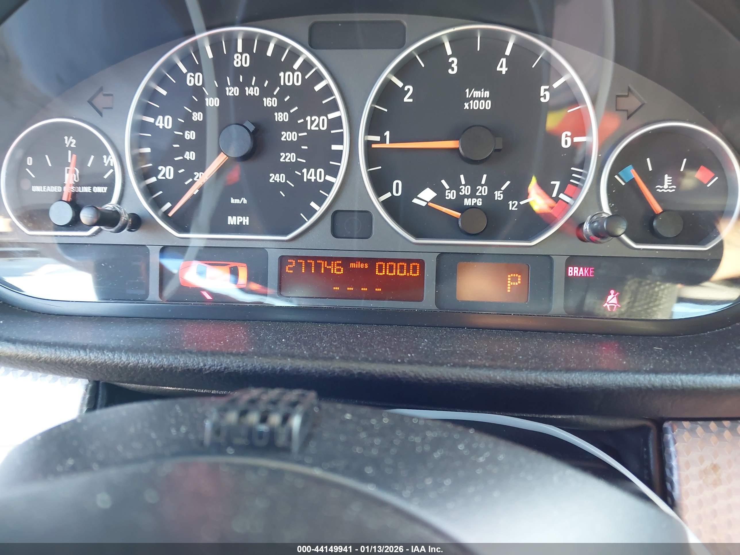 BMW 330CI image 7