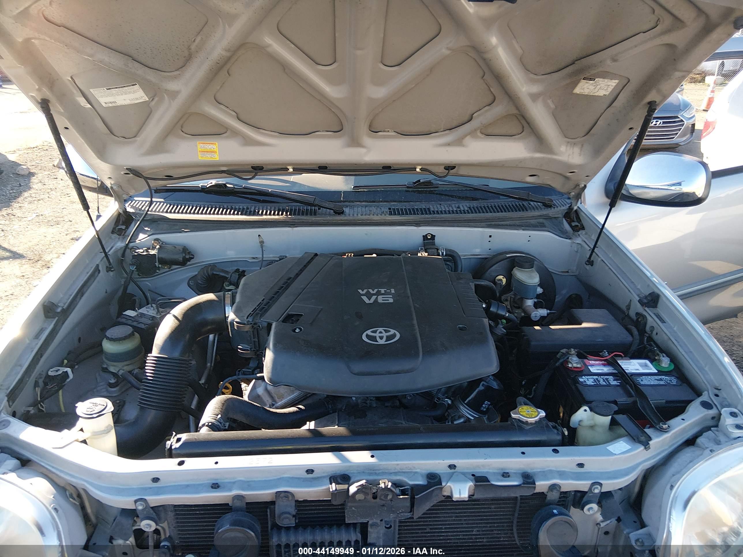 TOYOTA TUNDRA image 10