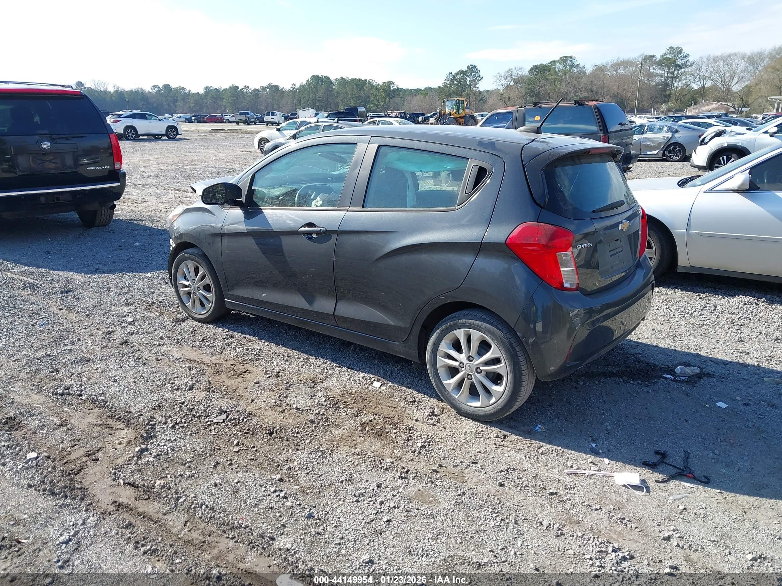CHEVROLET SPARK image 3