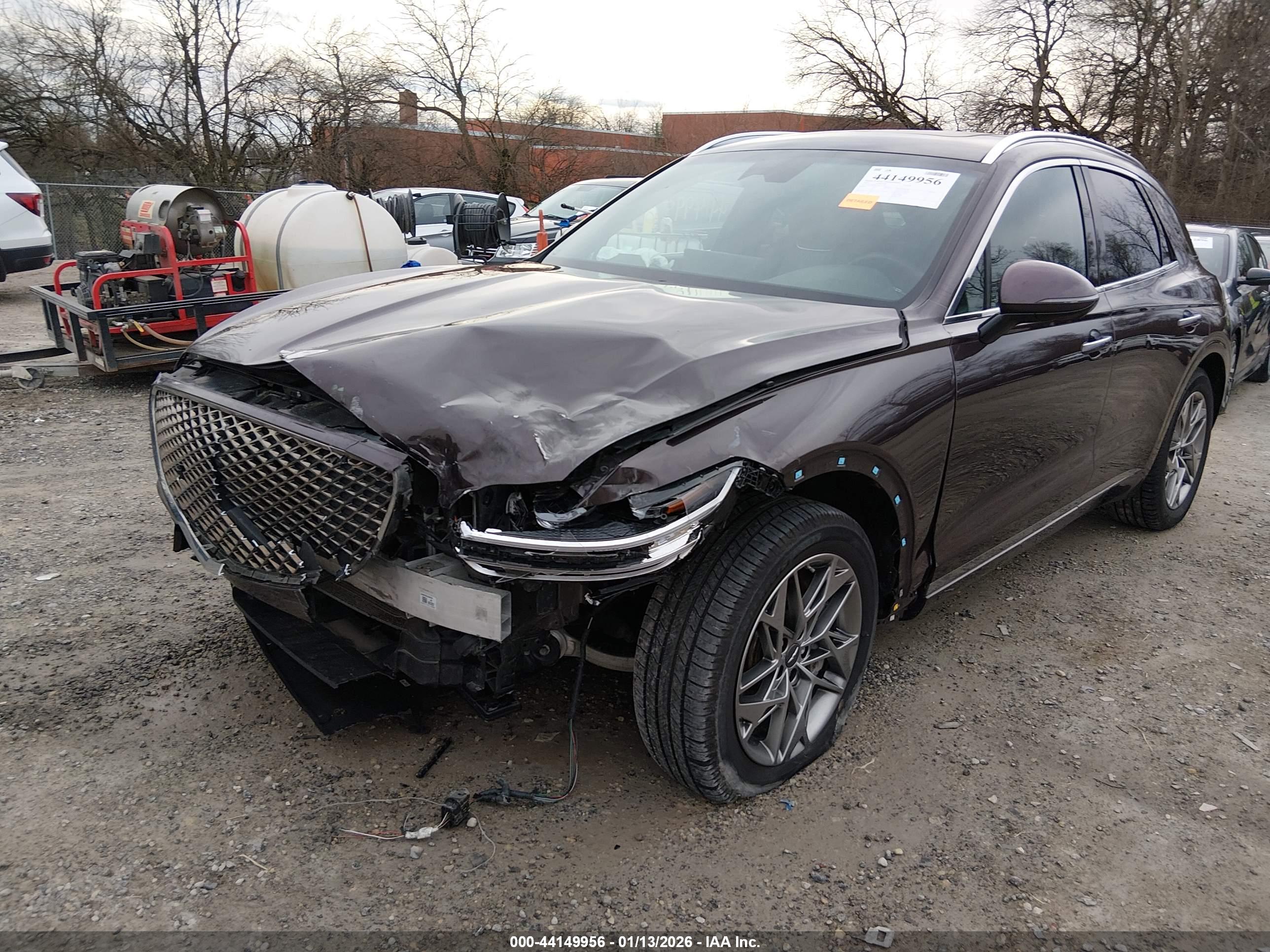 GENESIS GV70 image 2