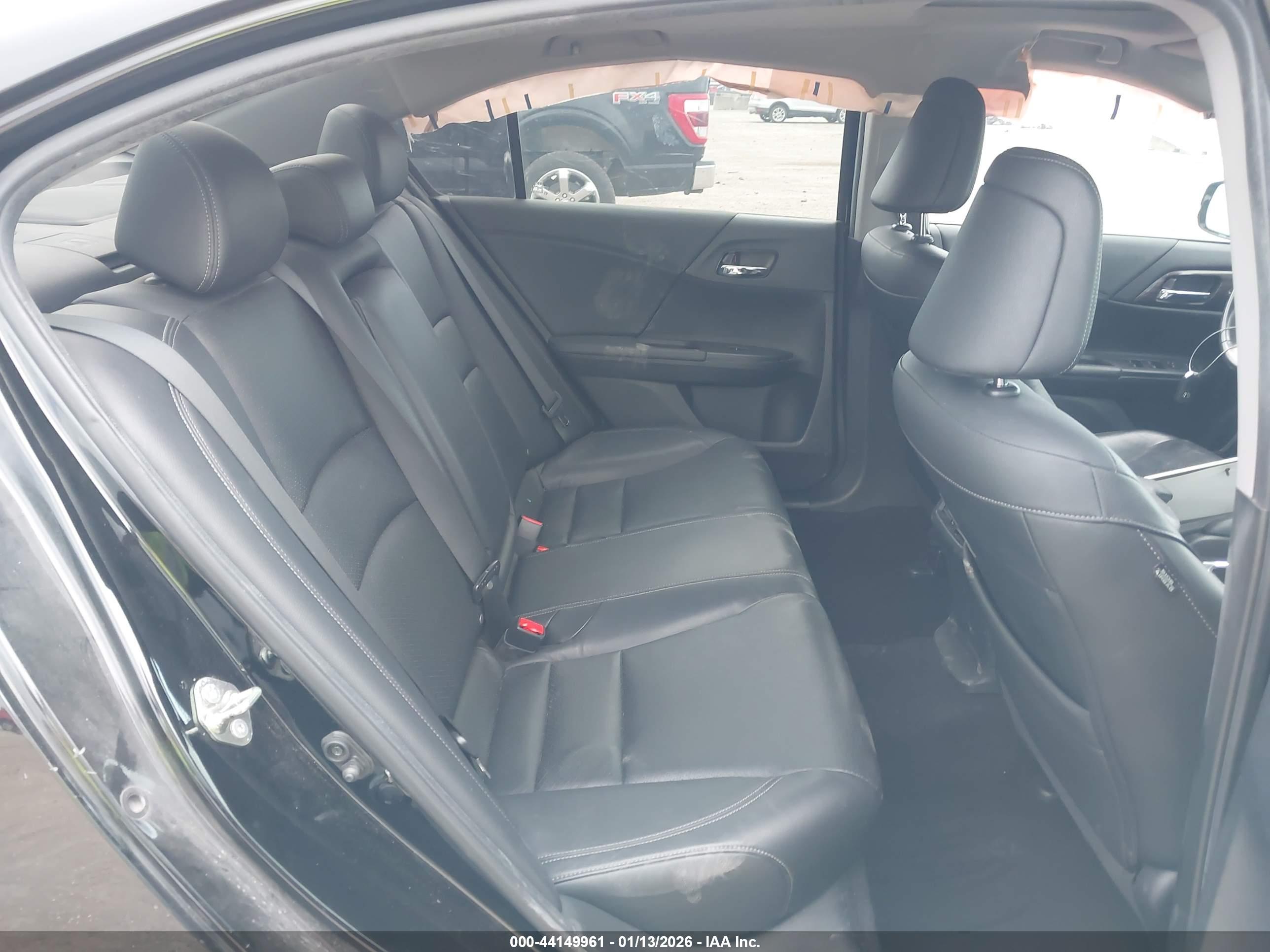 HONDA ACCORD image 8