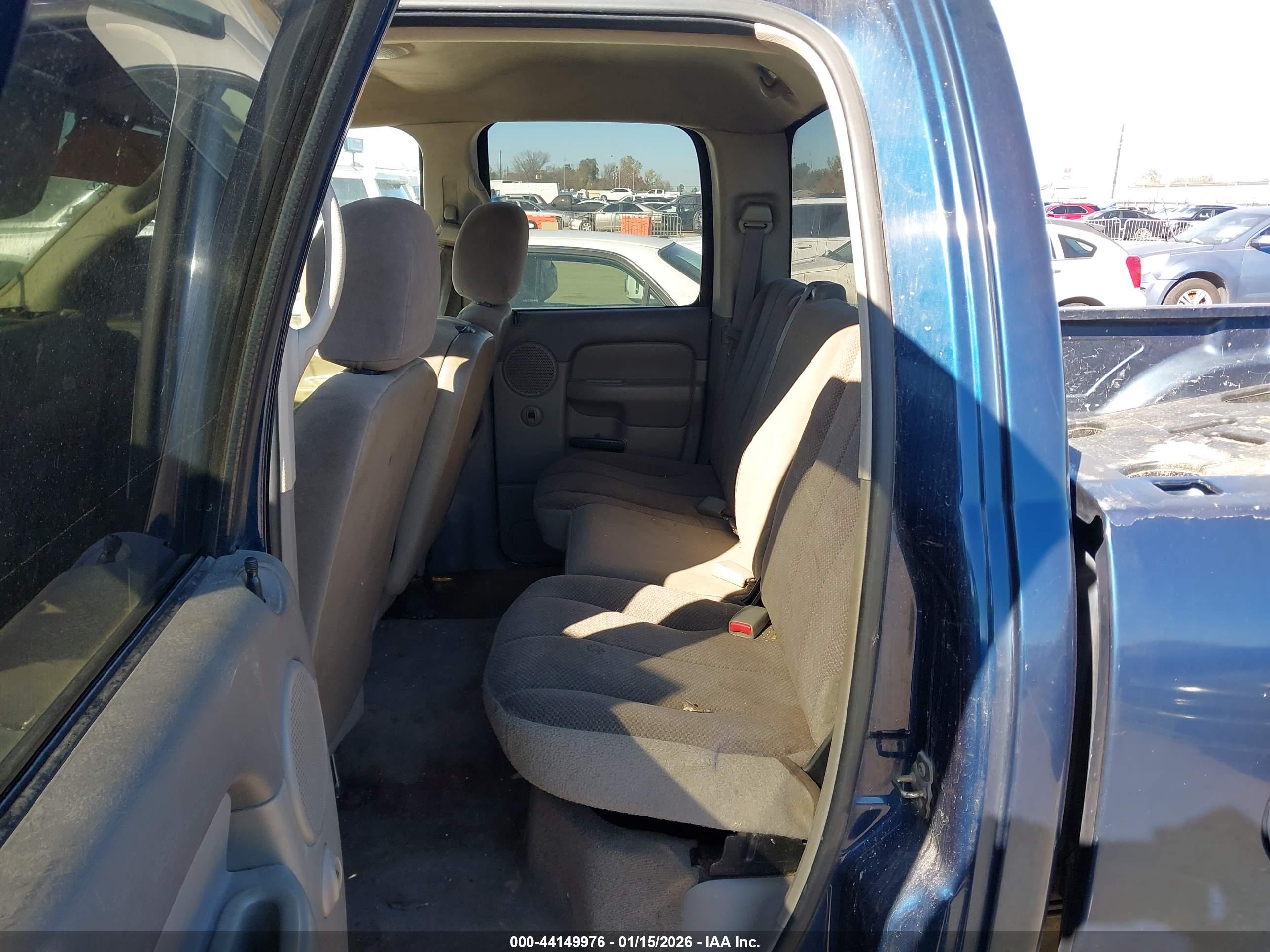 DODGE RAM image 7