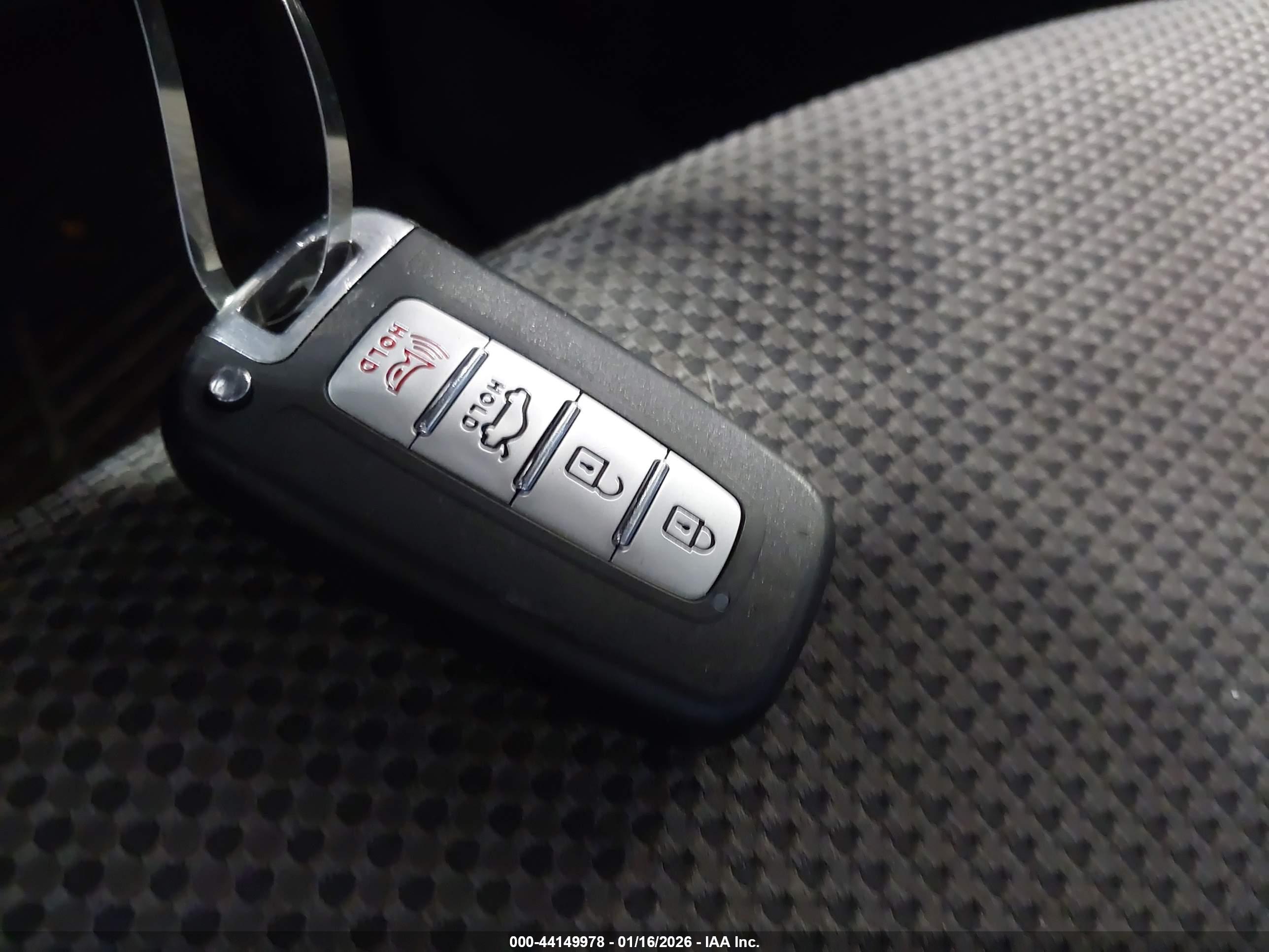 HYUNDAI SONATA image 11