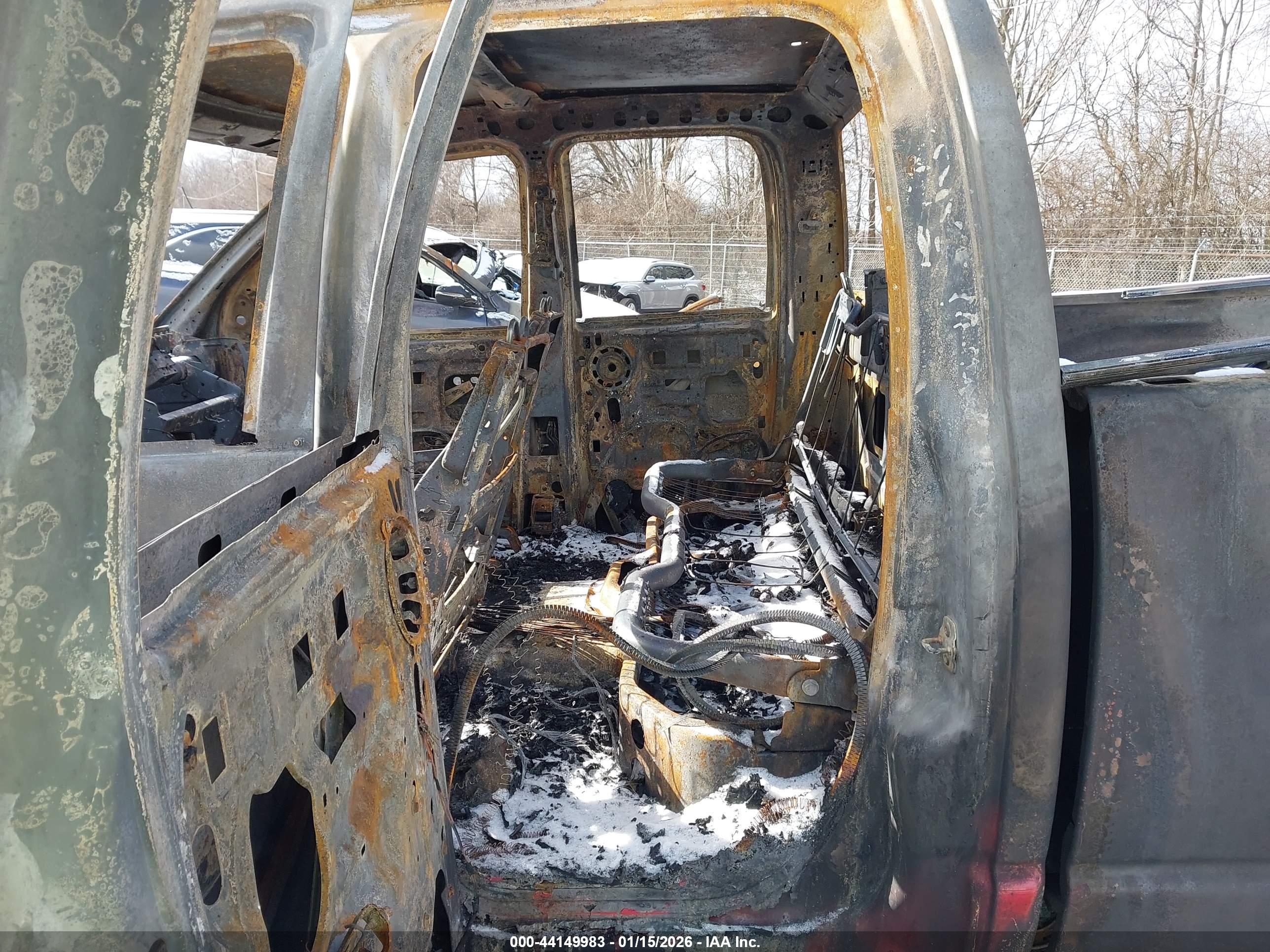 DODGE RAM image 8