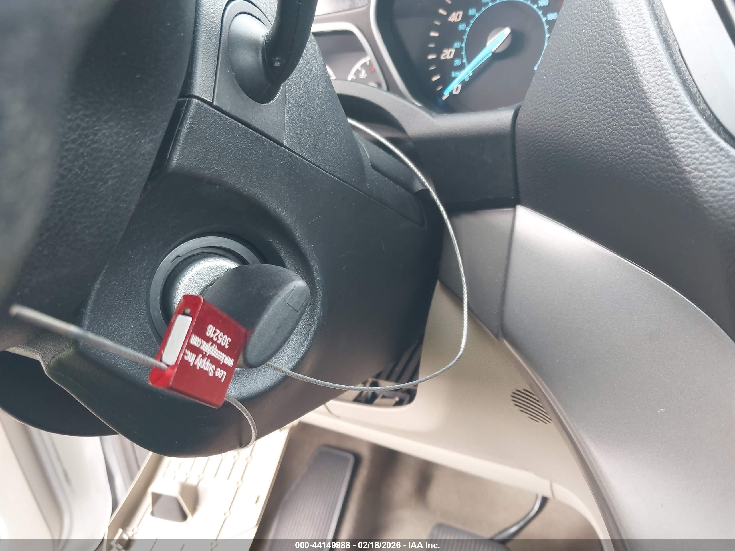 FORD ESCAPE image 11