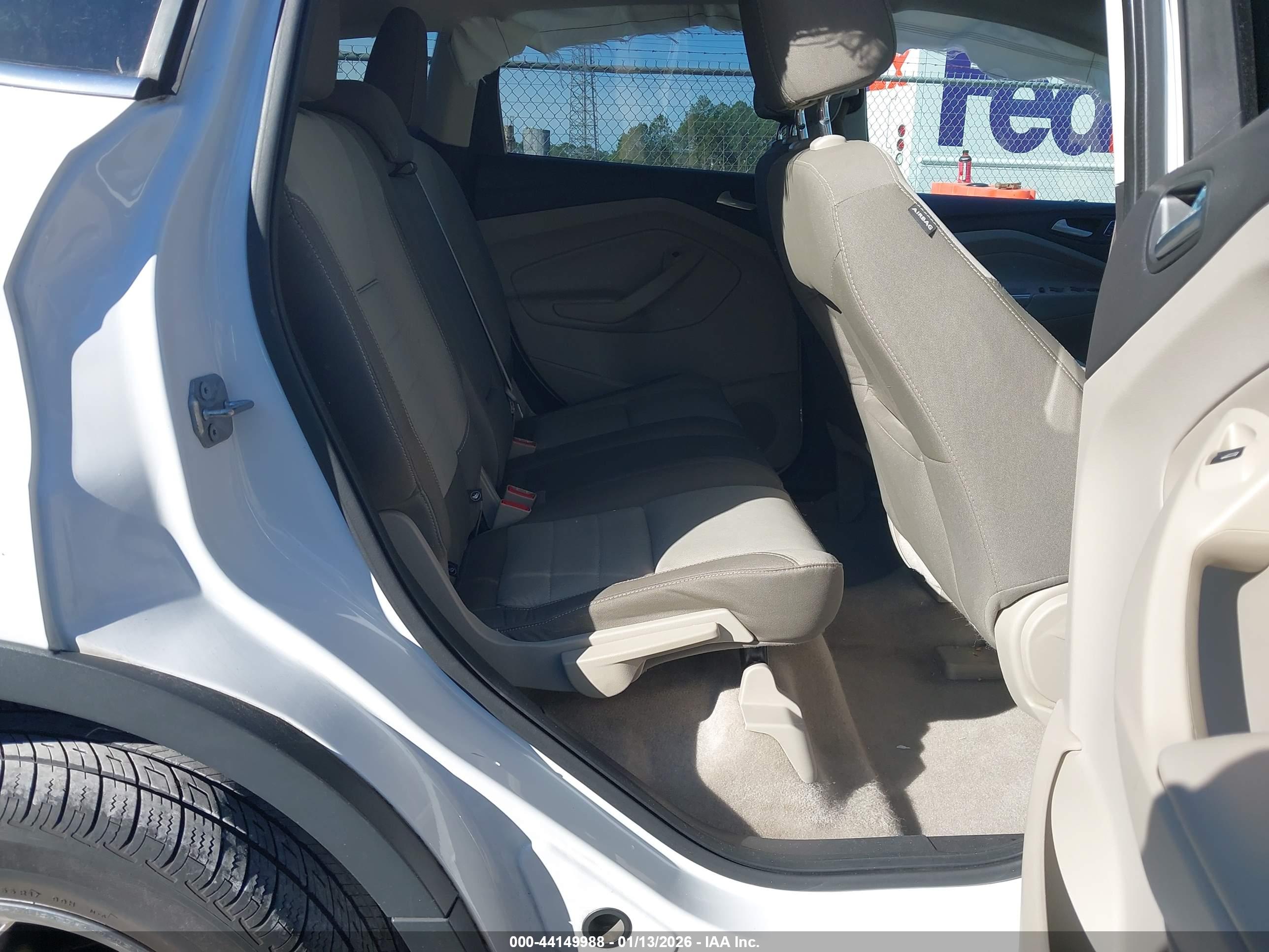 FORD ESCAPE image 8