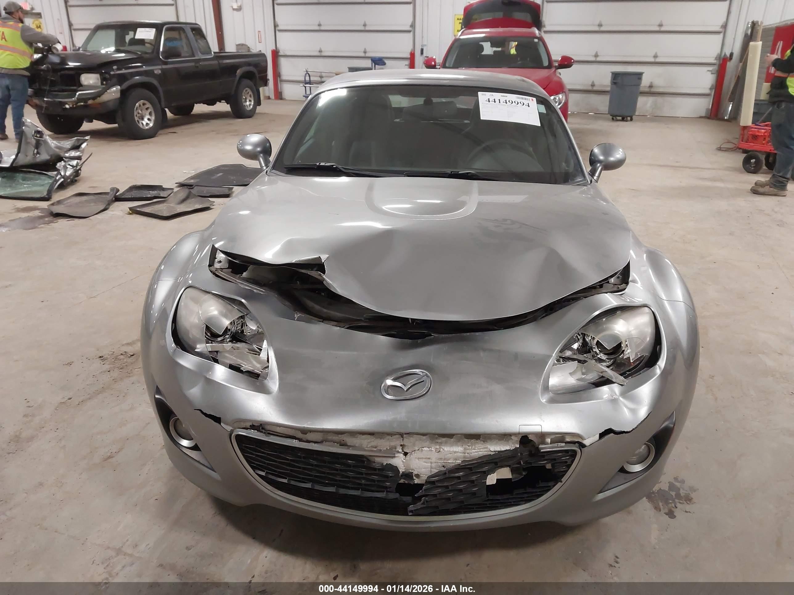 MAZDA MX-5 image 6