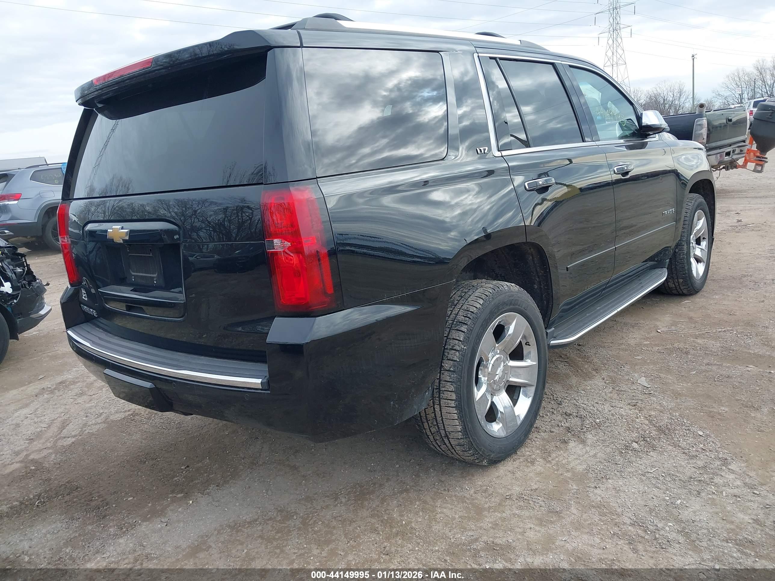 CHEVROLET TAHOE image 4