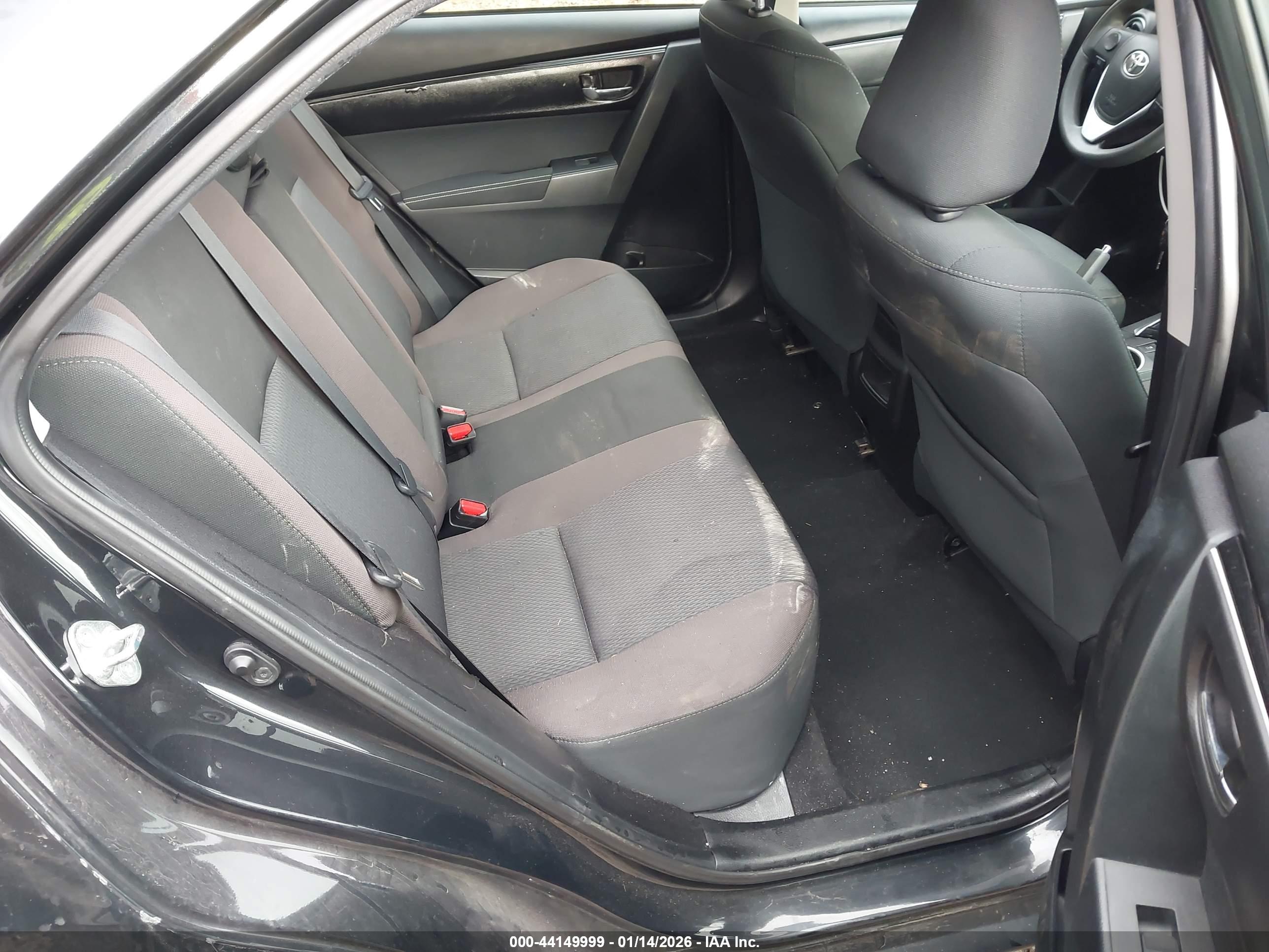TOYOTA COROLLA image 8