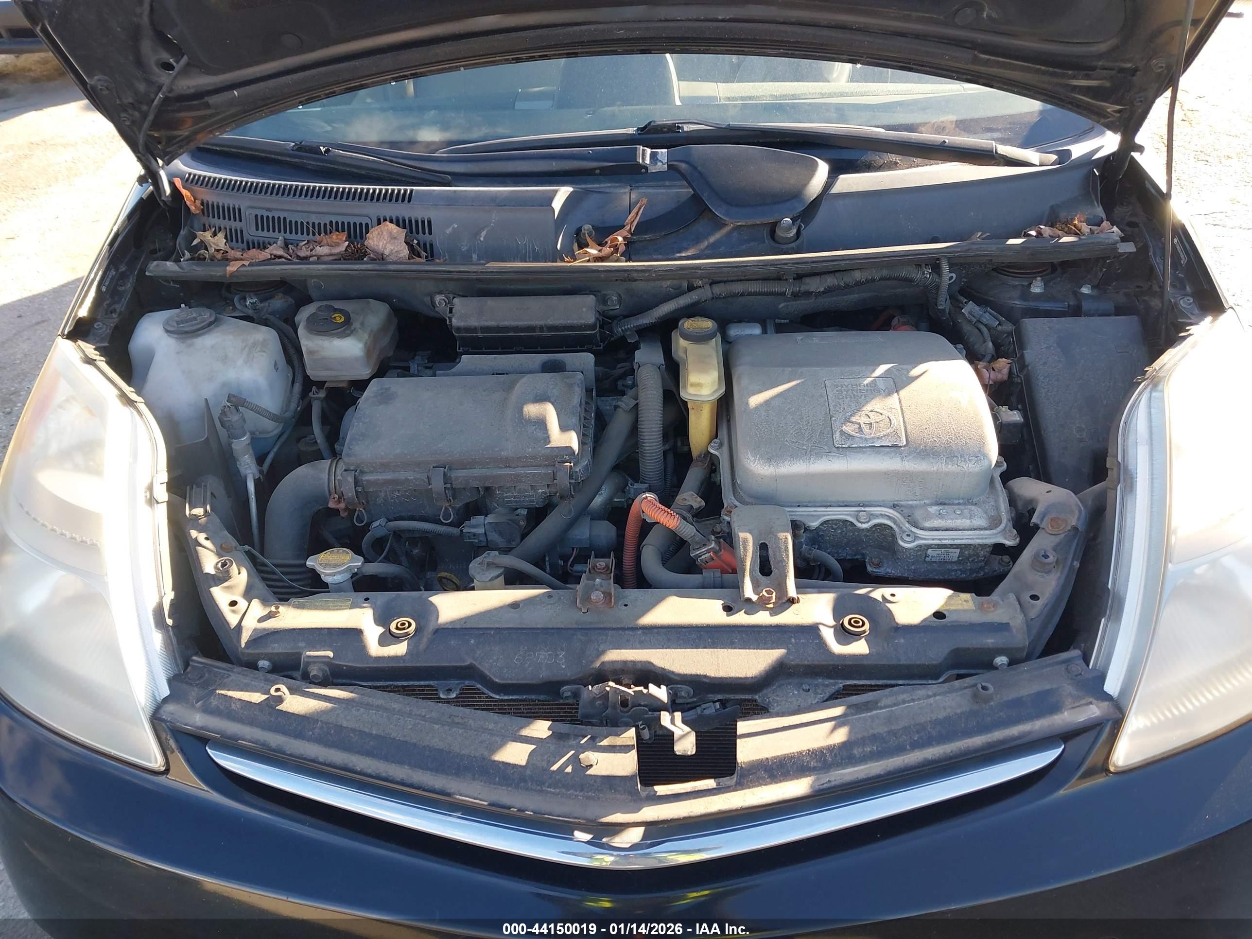 TOYOTA PRIUS image 10