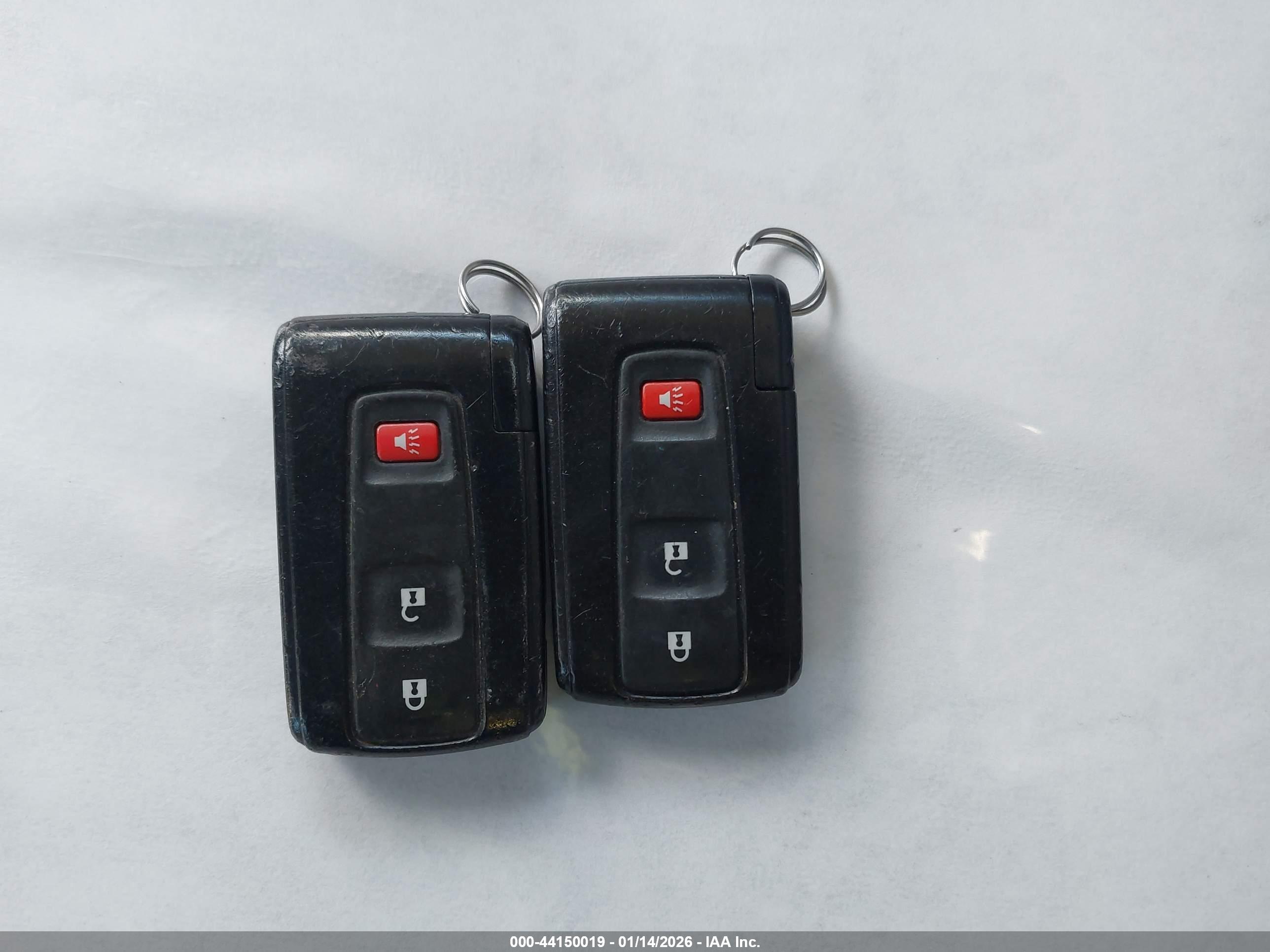TOYOTA PRIUS image 11