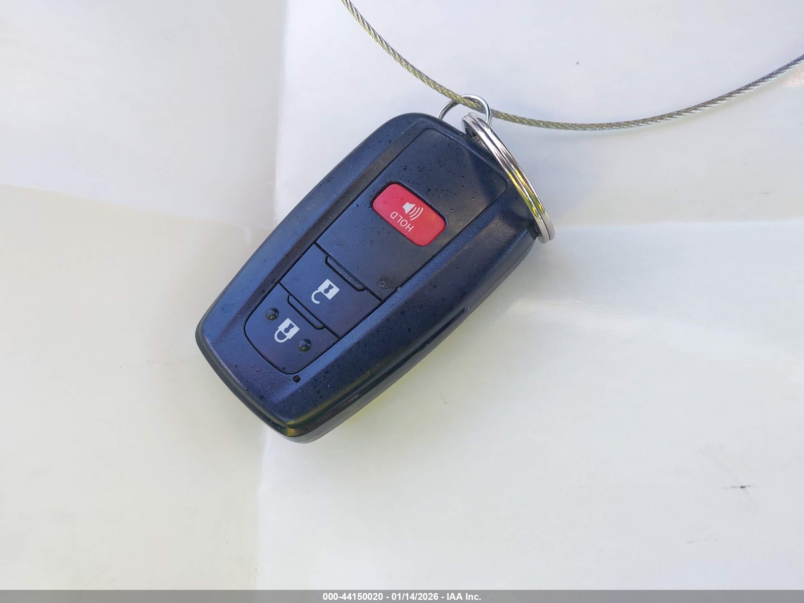TOYOTA PRIUS image 11