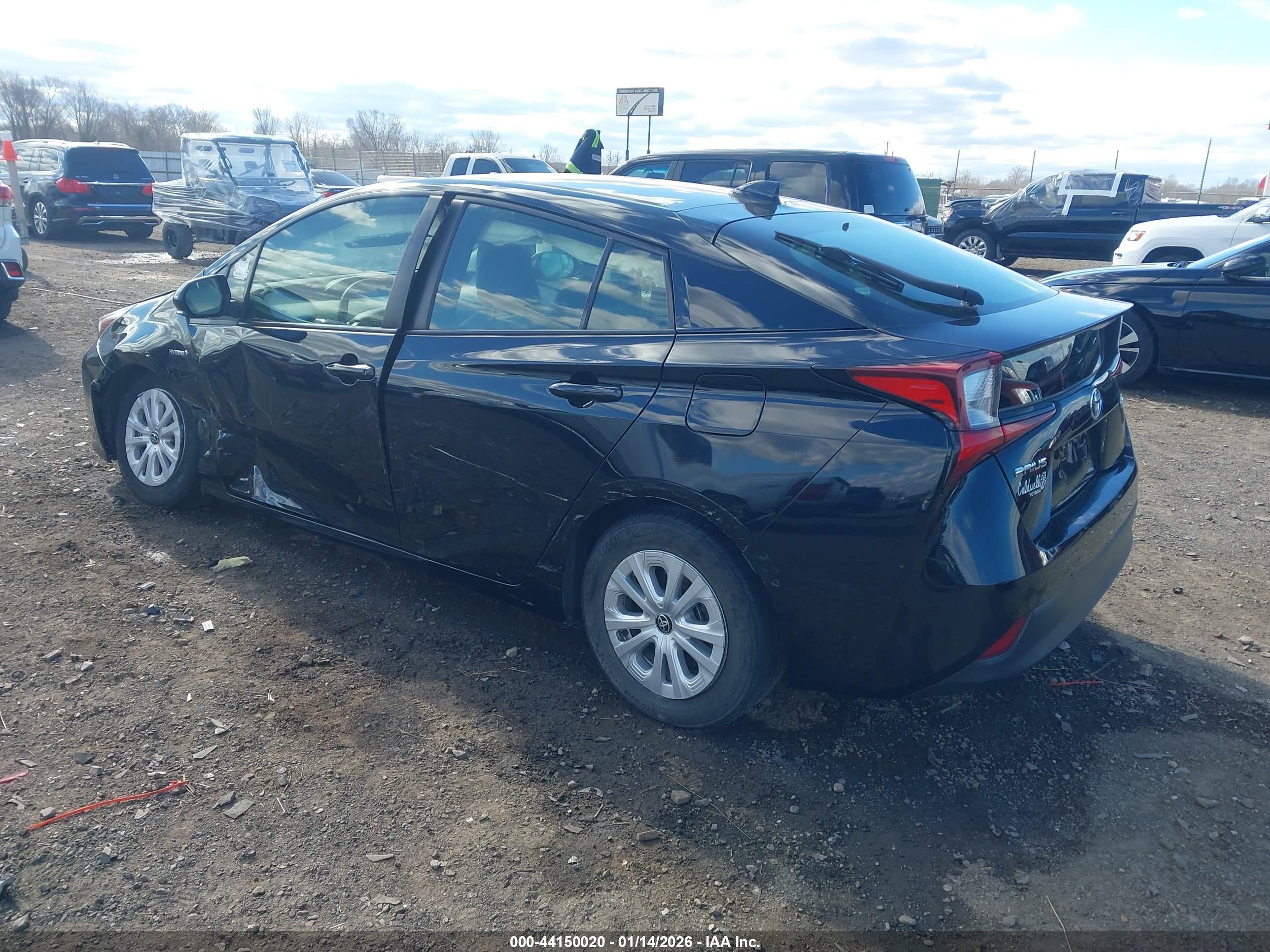TOYOTA PRIUS image 3