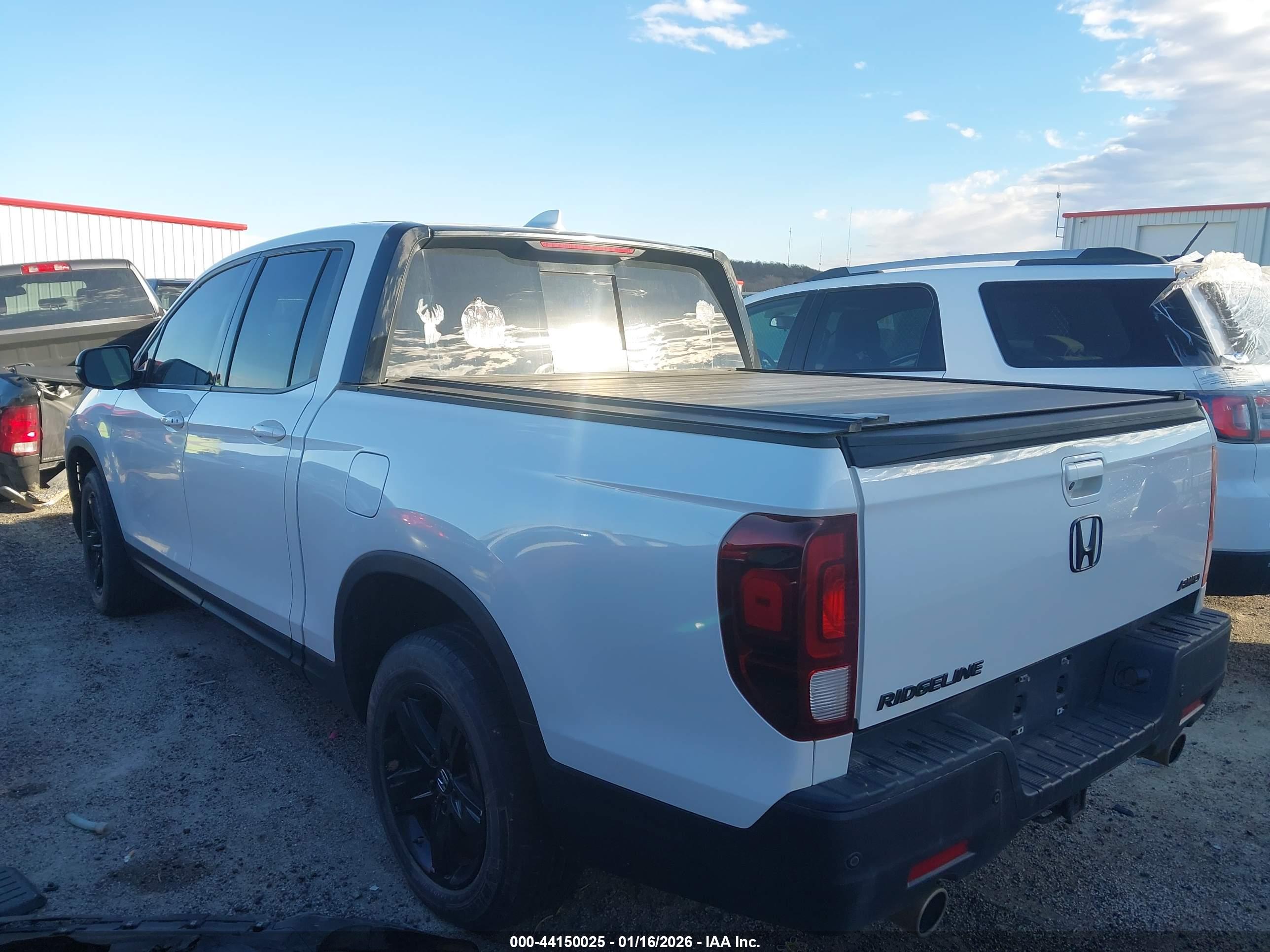 HONDA RIDGELINE image 3