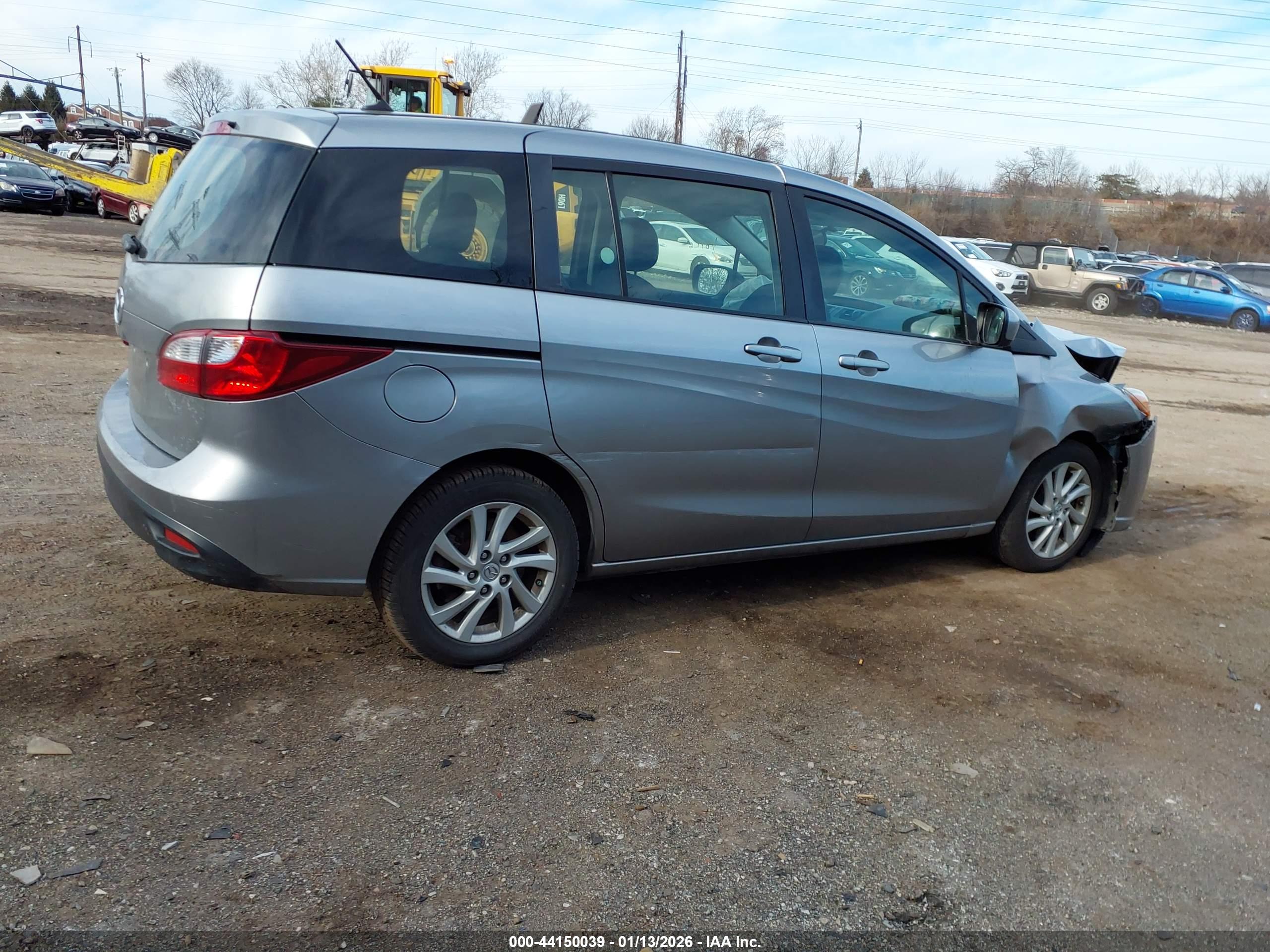 MAZDA MAZDA5 image 4