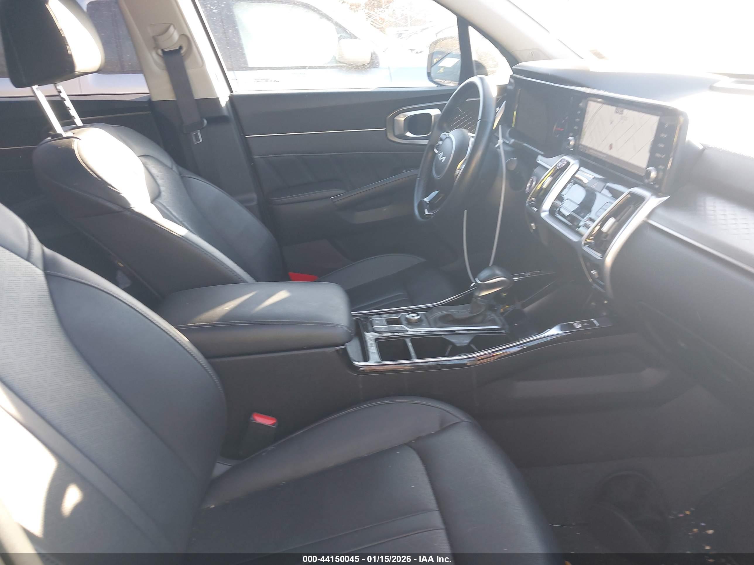 KIA SORENTO image 5