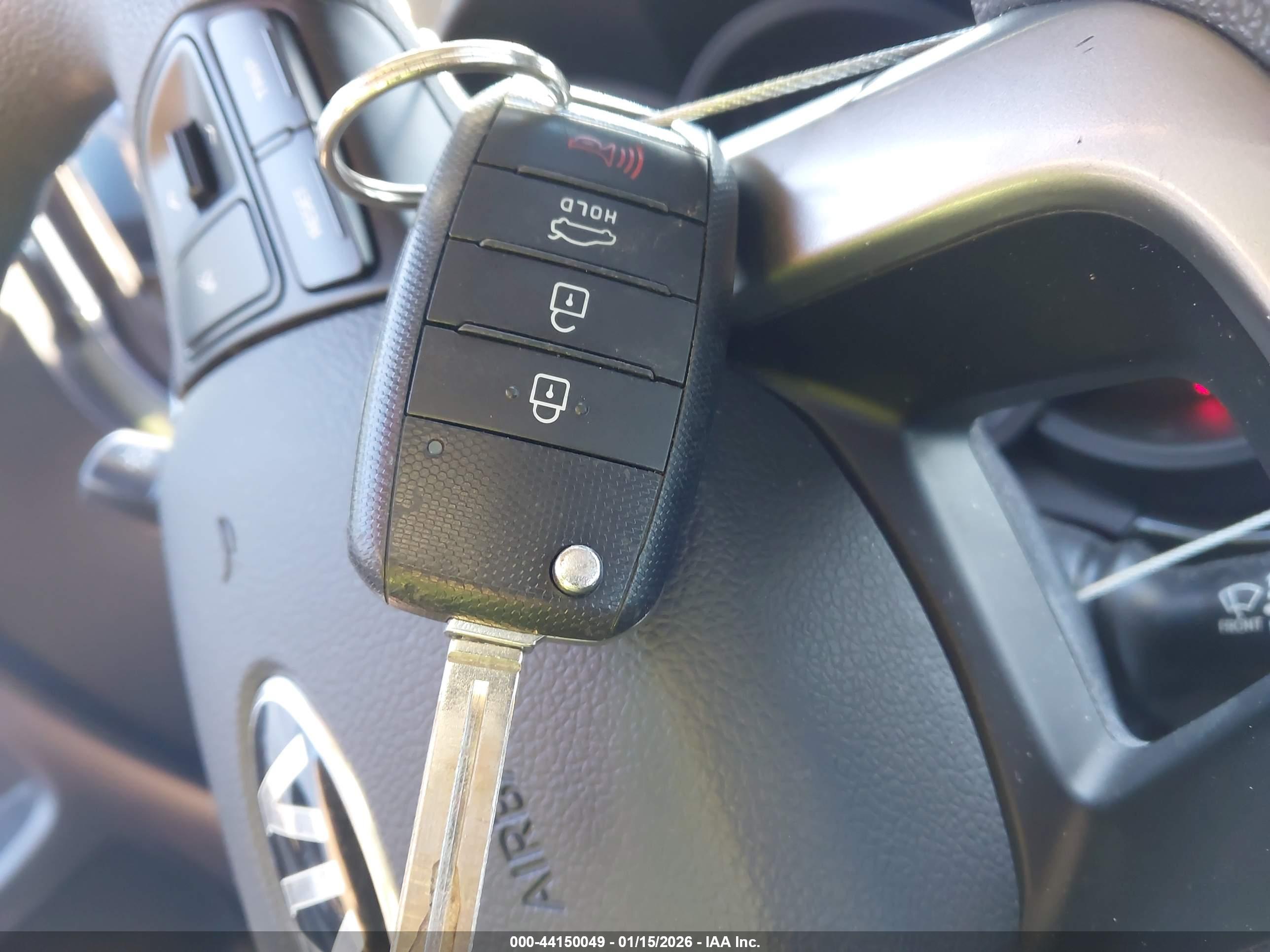 KIA RIO image 11