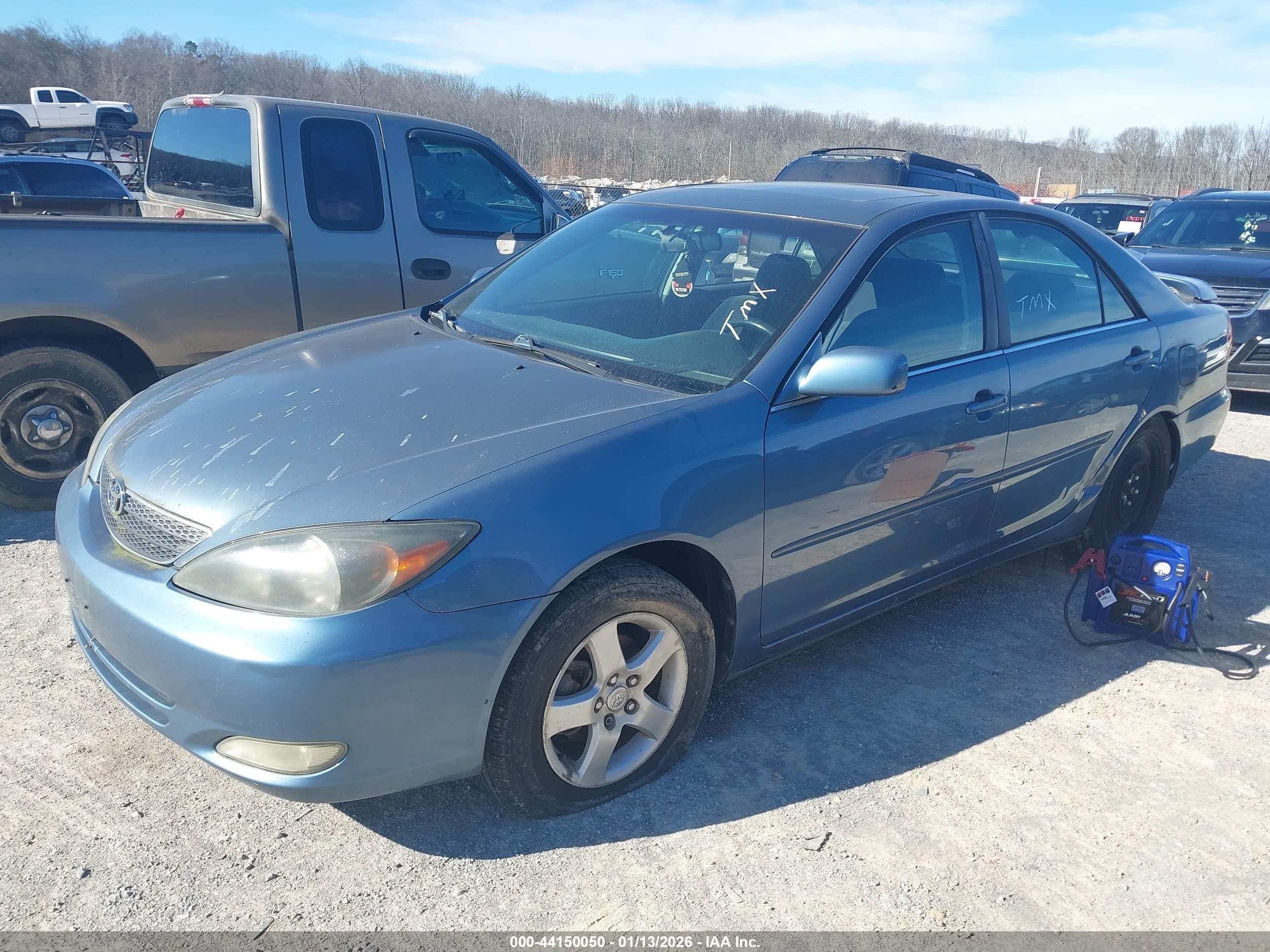 TOYOTA CAMRY image 2