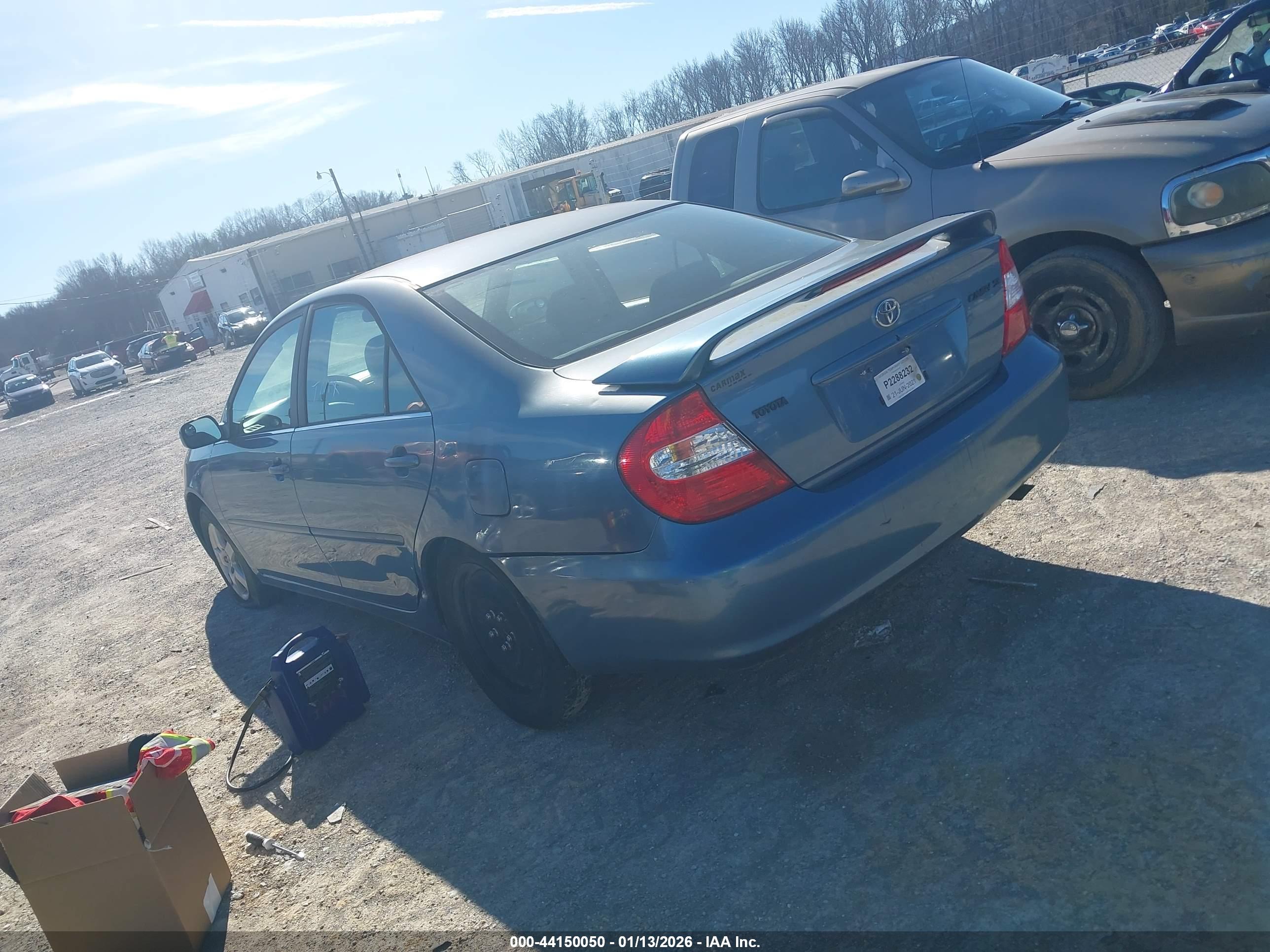 TOYOTA CAMRY image 3