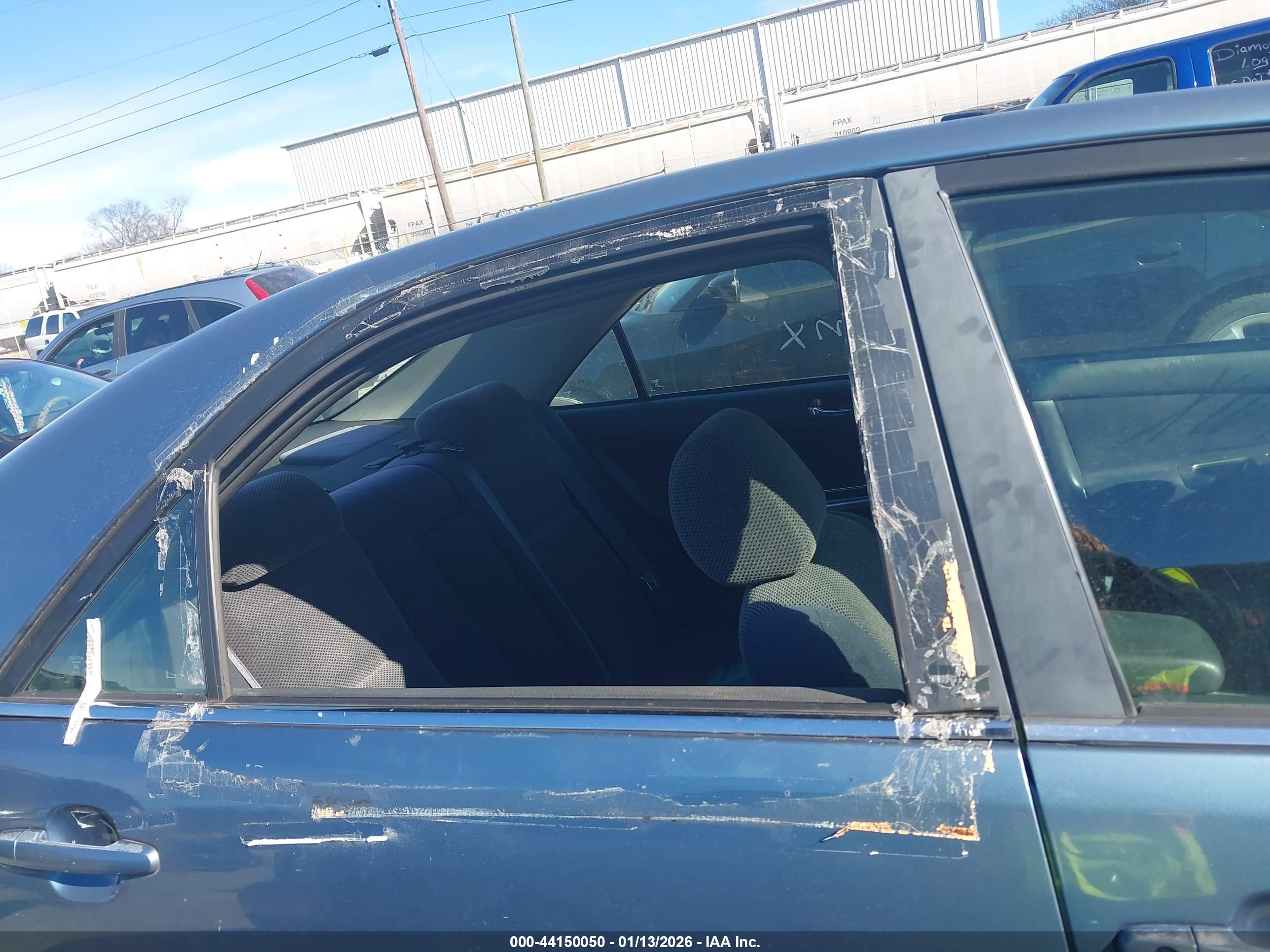 TOYOTA CAMRY image 6
