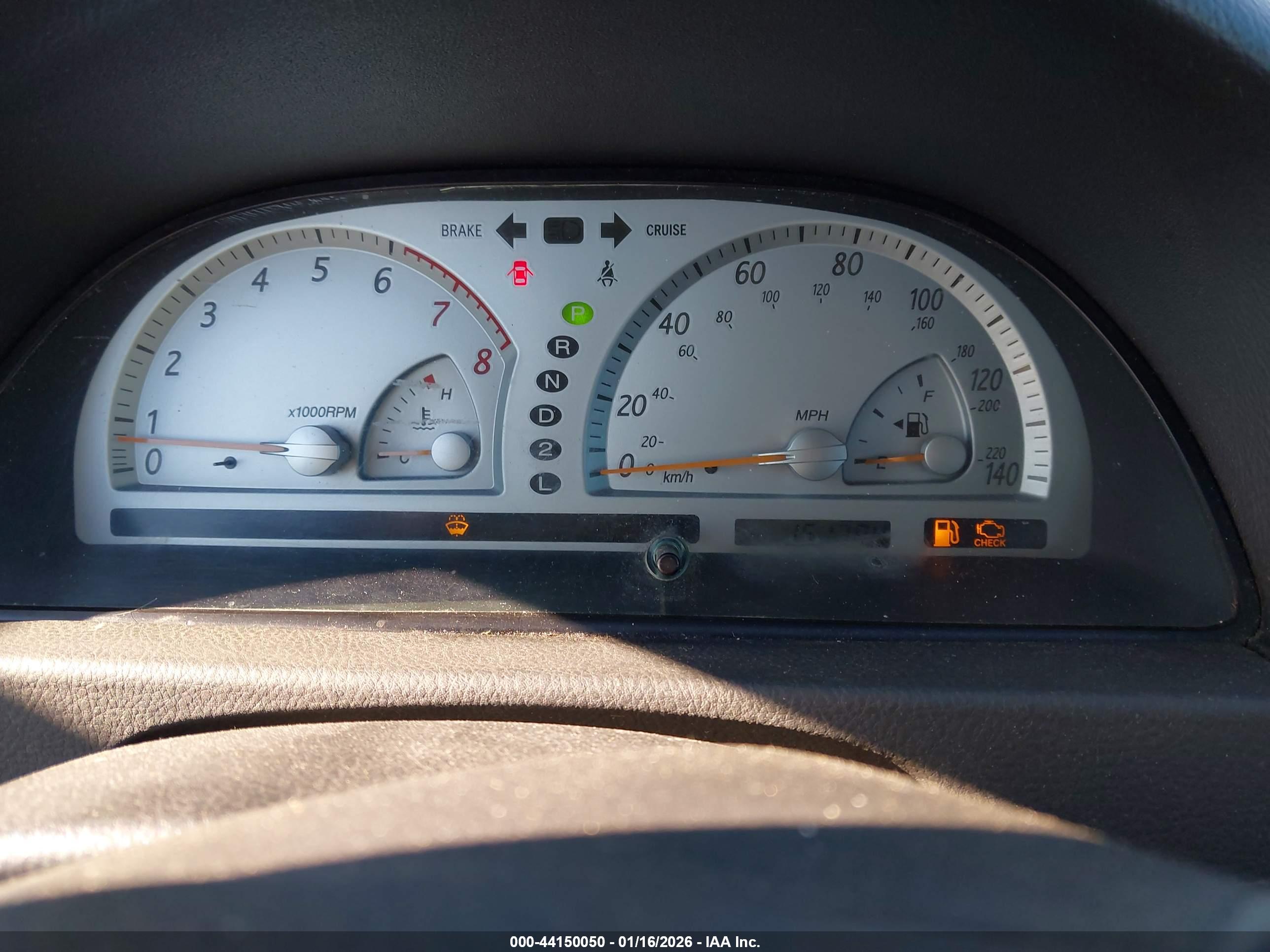 TOYOTA CAMRY image 7
