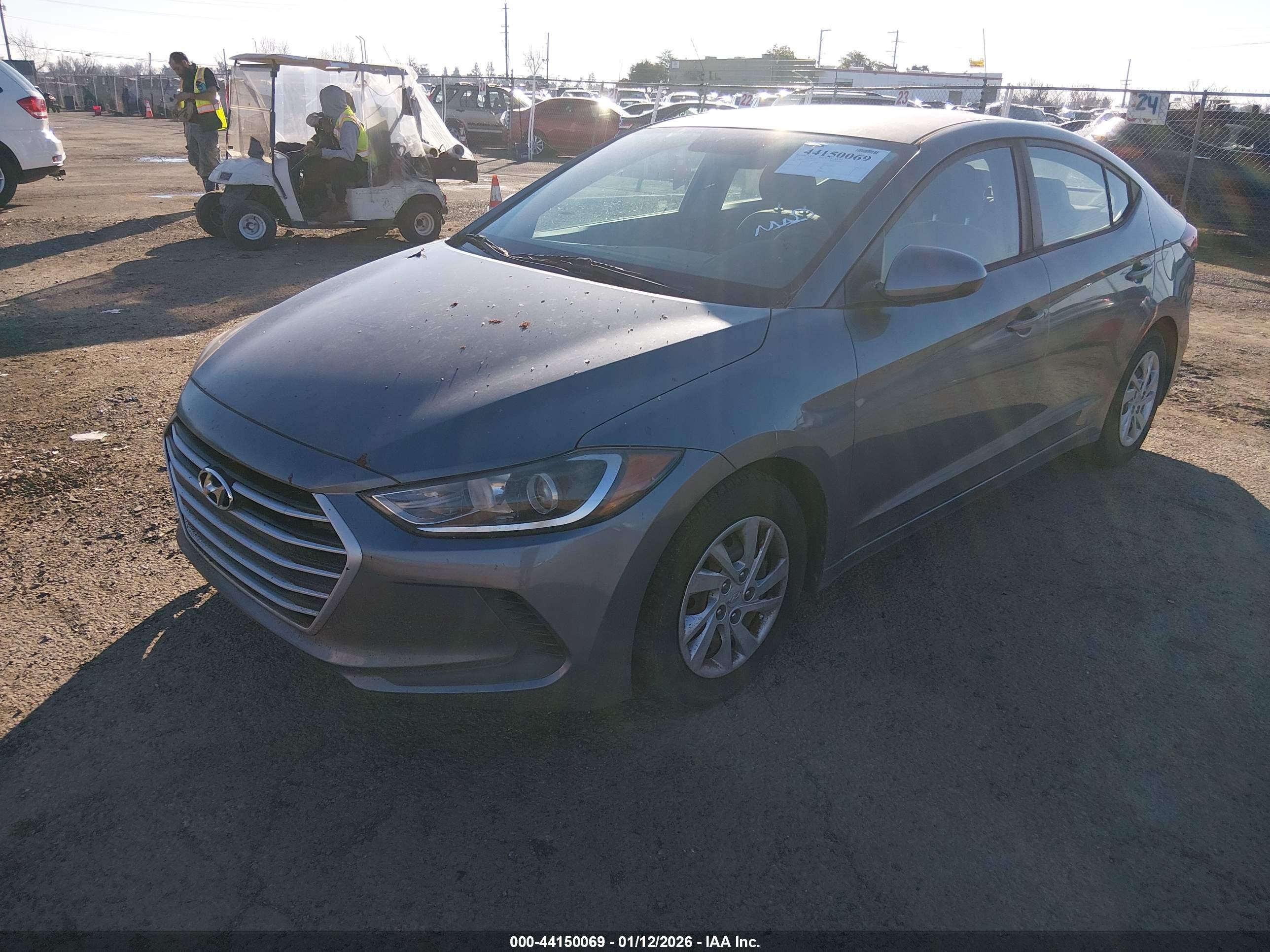 HYUNDAI ELANTRA image 2