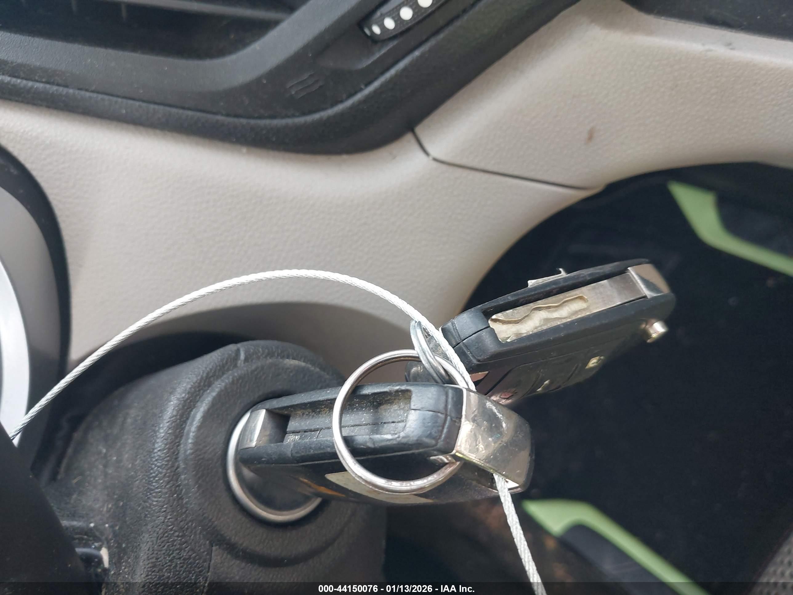 CHEVROLET EQUINOX image 11