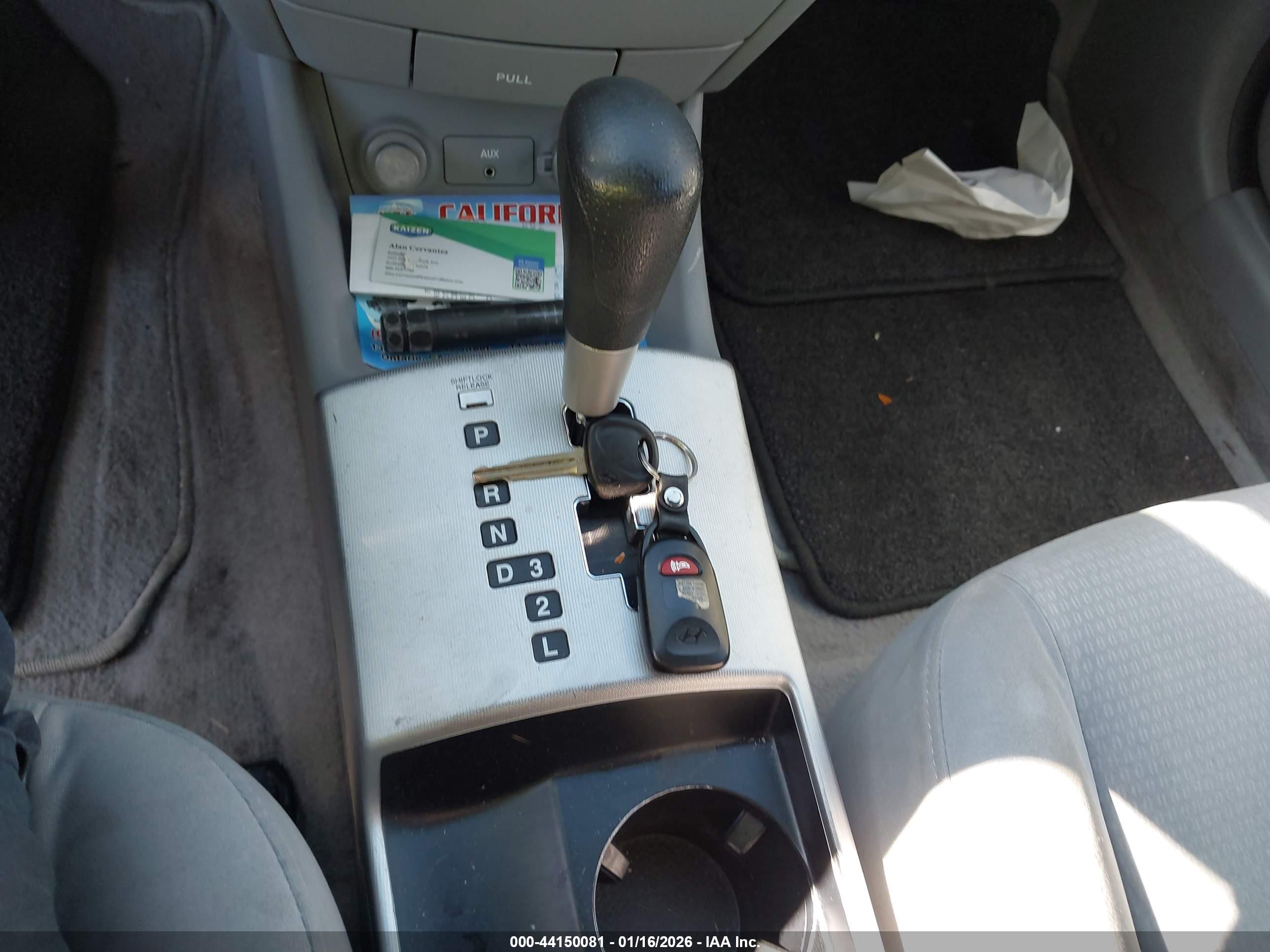 HYUNDAI ELANTRA image 11