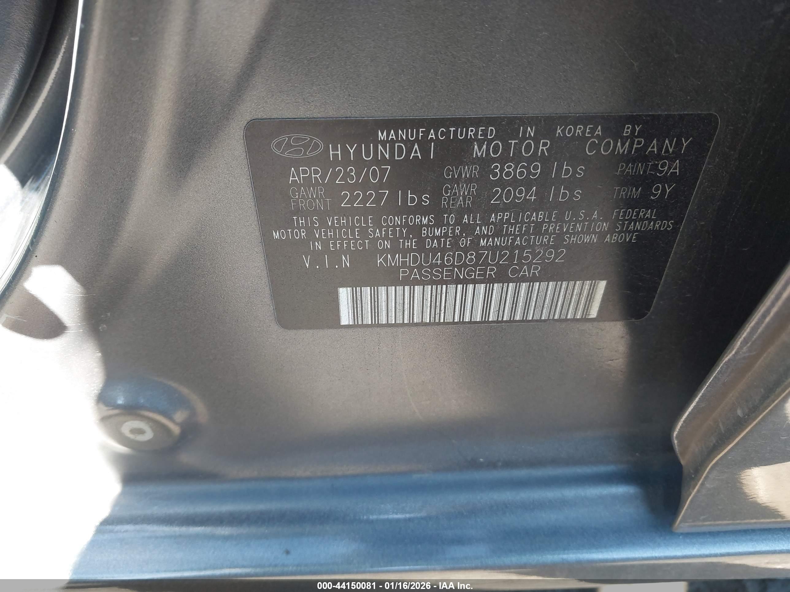 HYUNDAI ELANTRA image 9