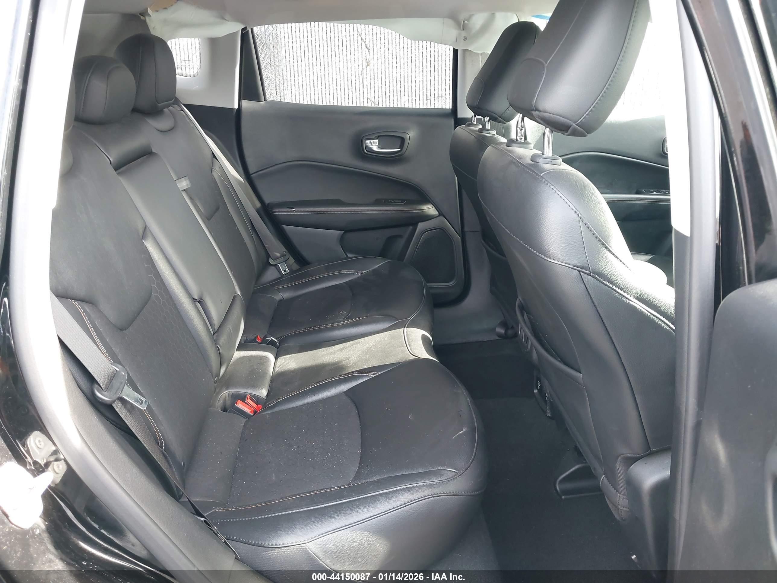 JEEP COMPASS image 8
