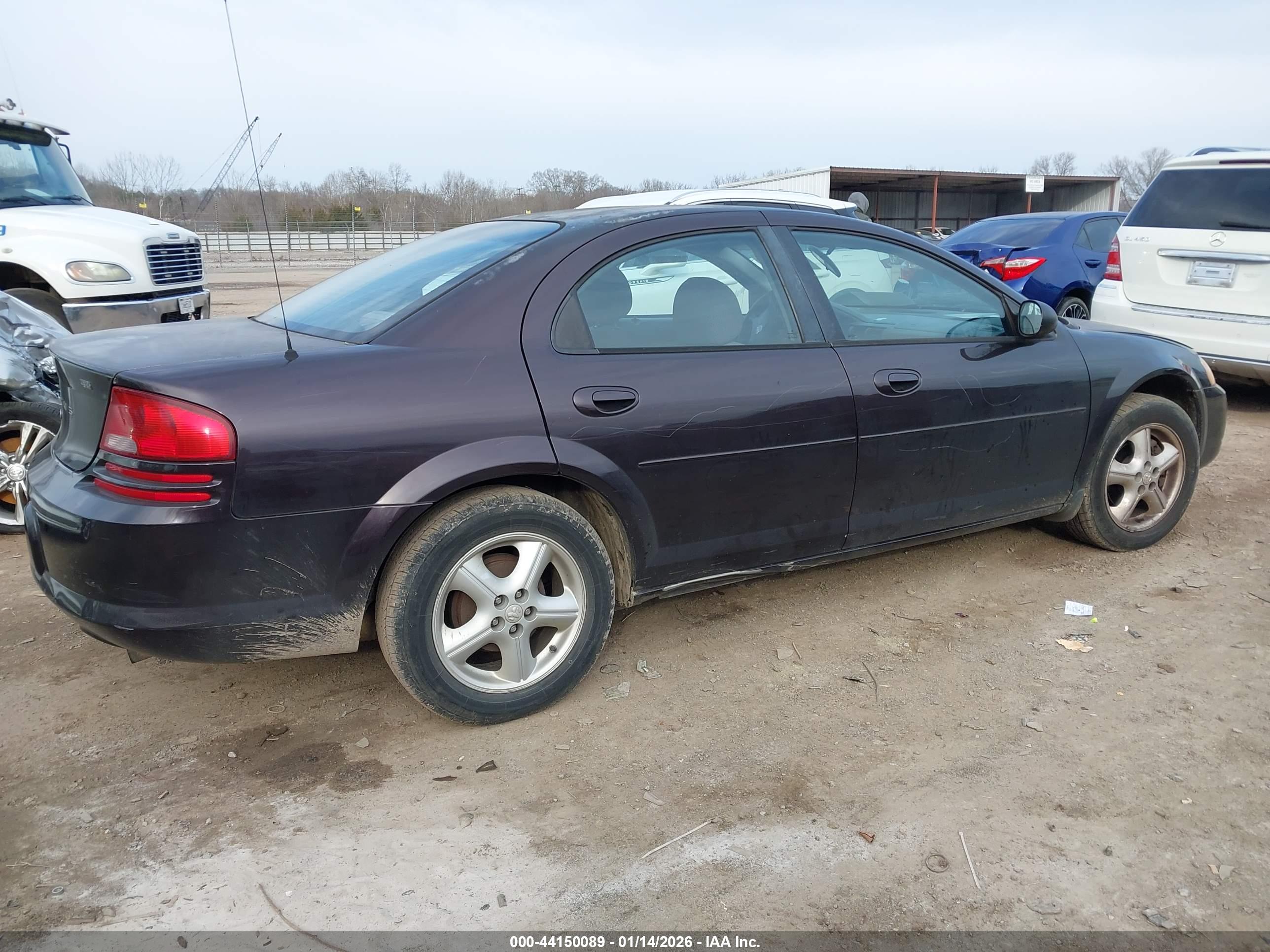 DODGE STRATUS image 4