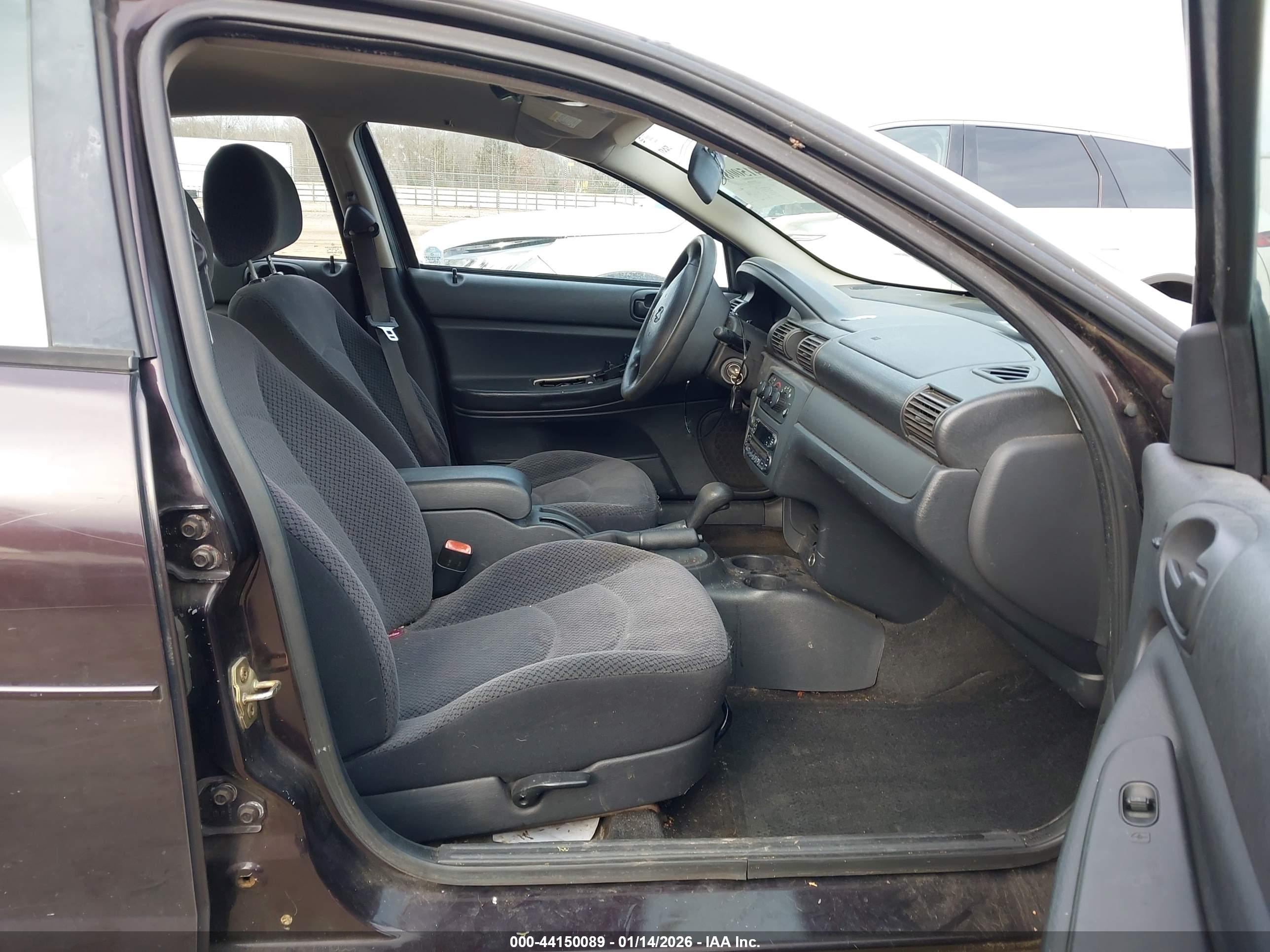 DODGE STRATUS image 5