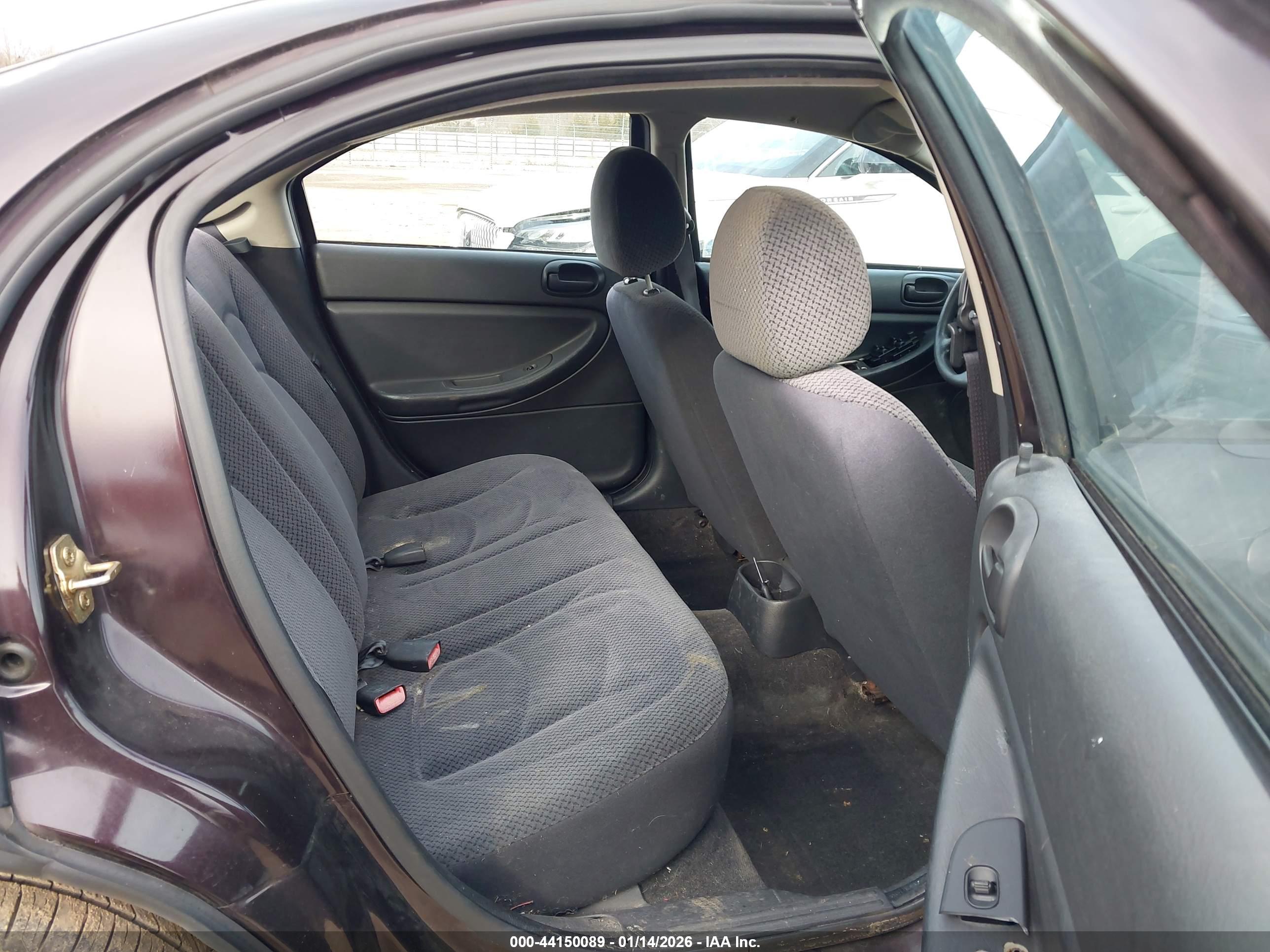 DODGE STRATUS image 8