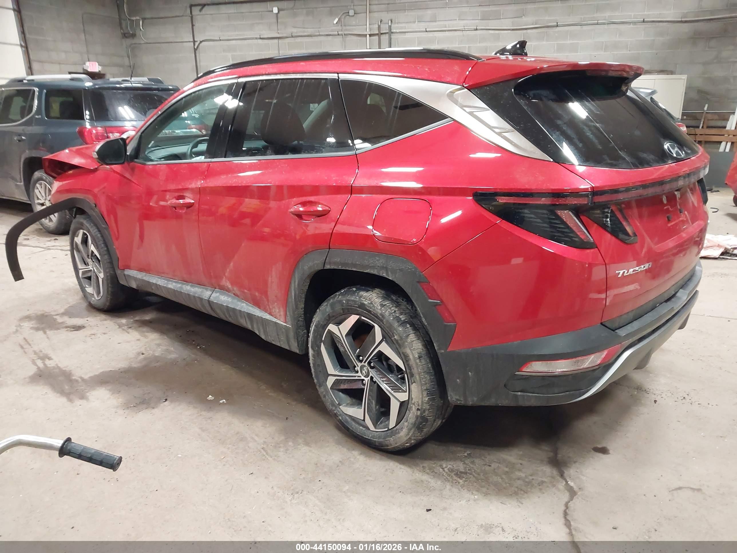 HYUNDAI TUCSON image 3