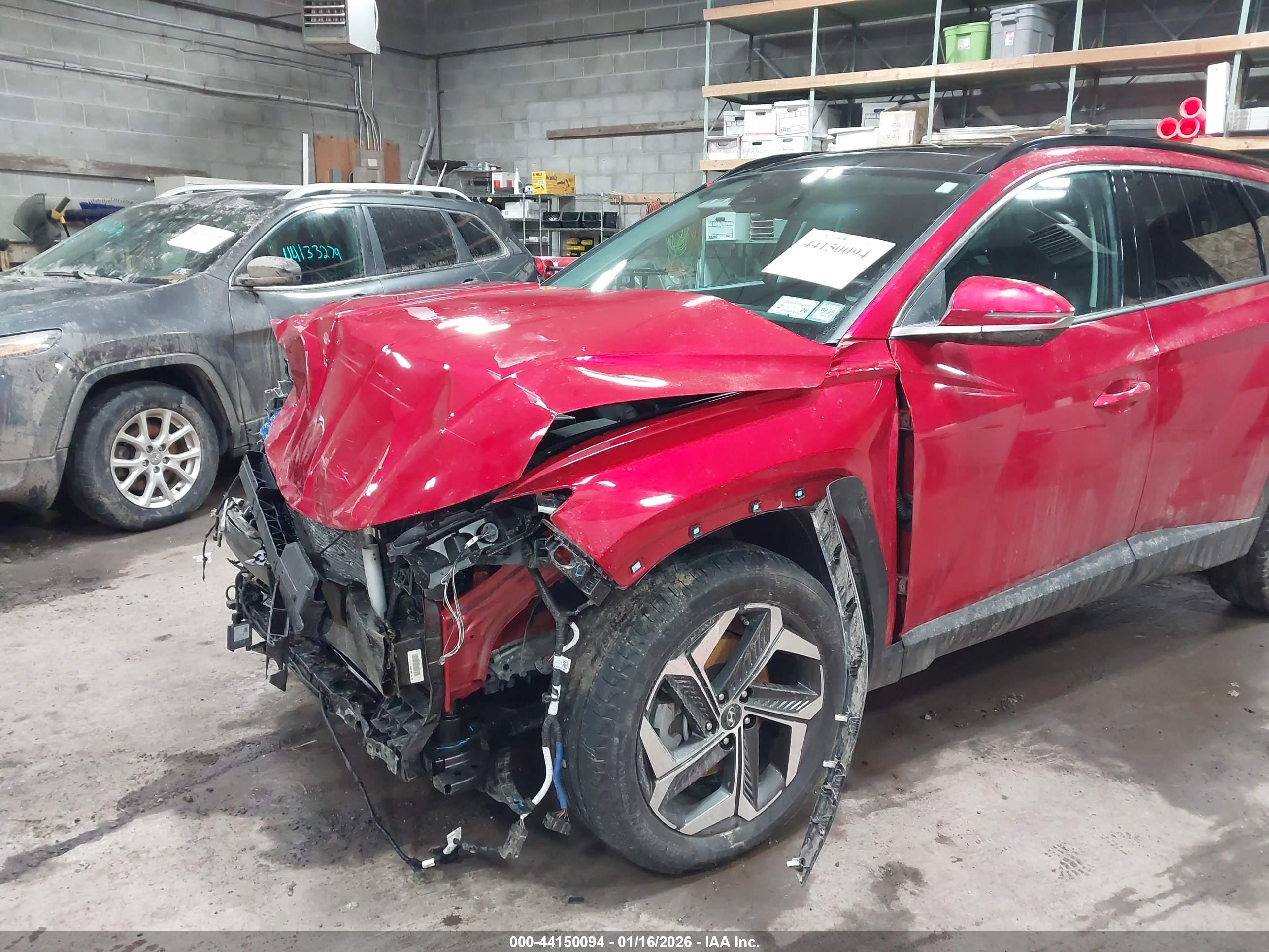 HYUNDAI TUCSON image 6