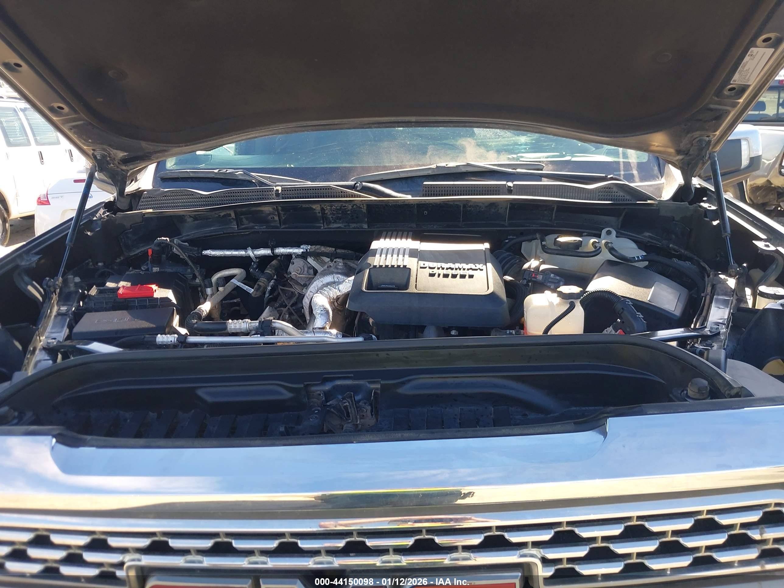 GMC SIERRA image 10