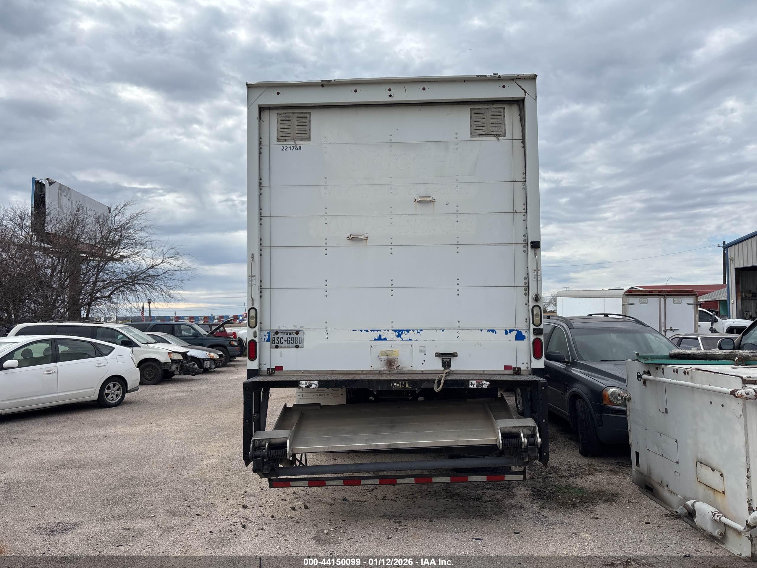 INTERNATIONAL 4000 image 8