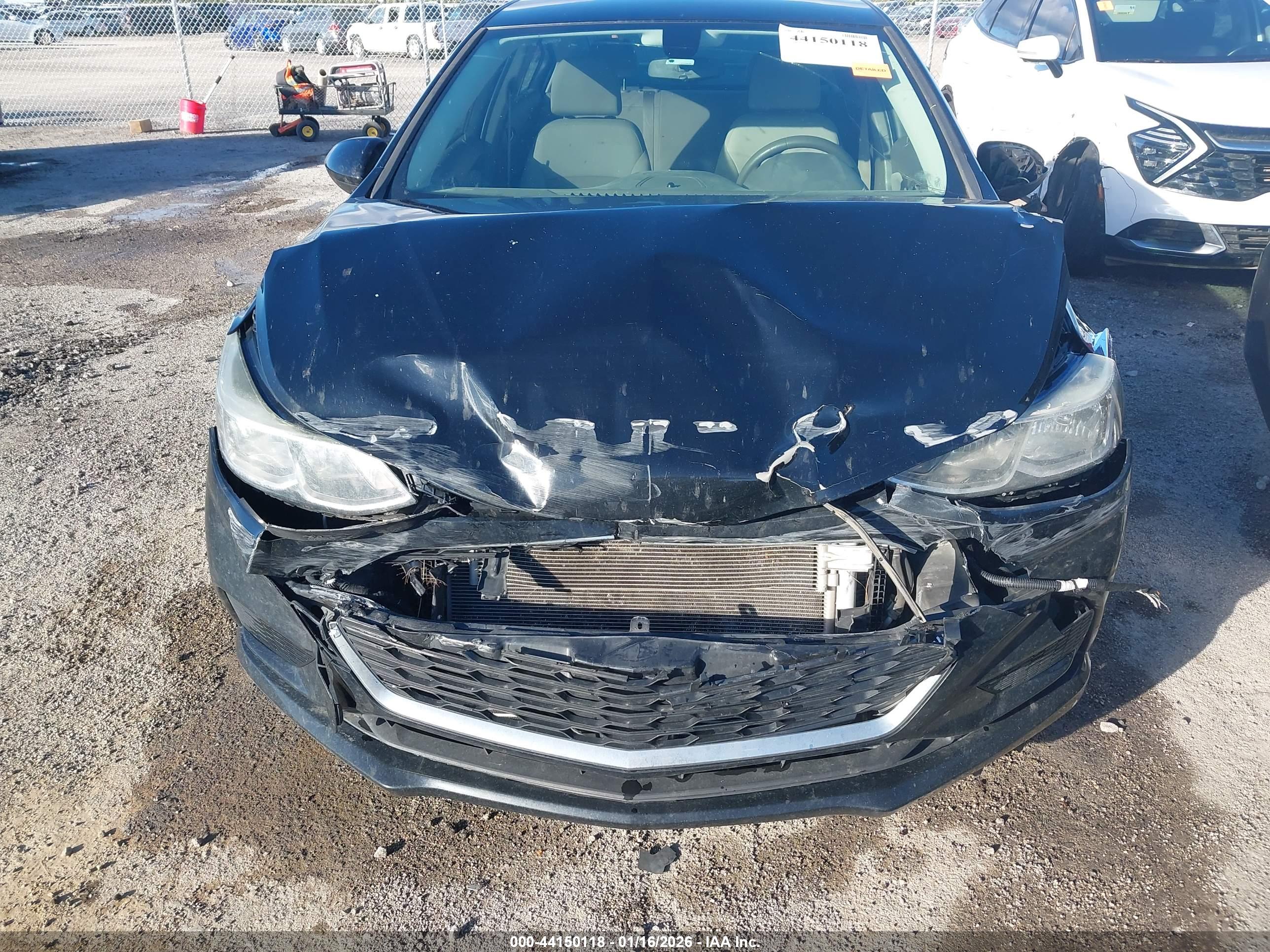 CHEVROLET CRUZE image 6