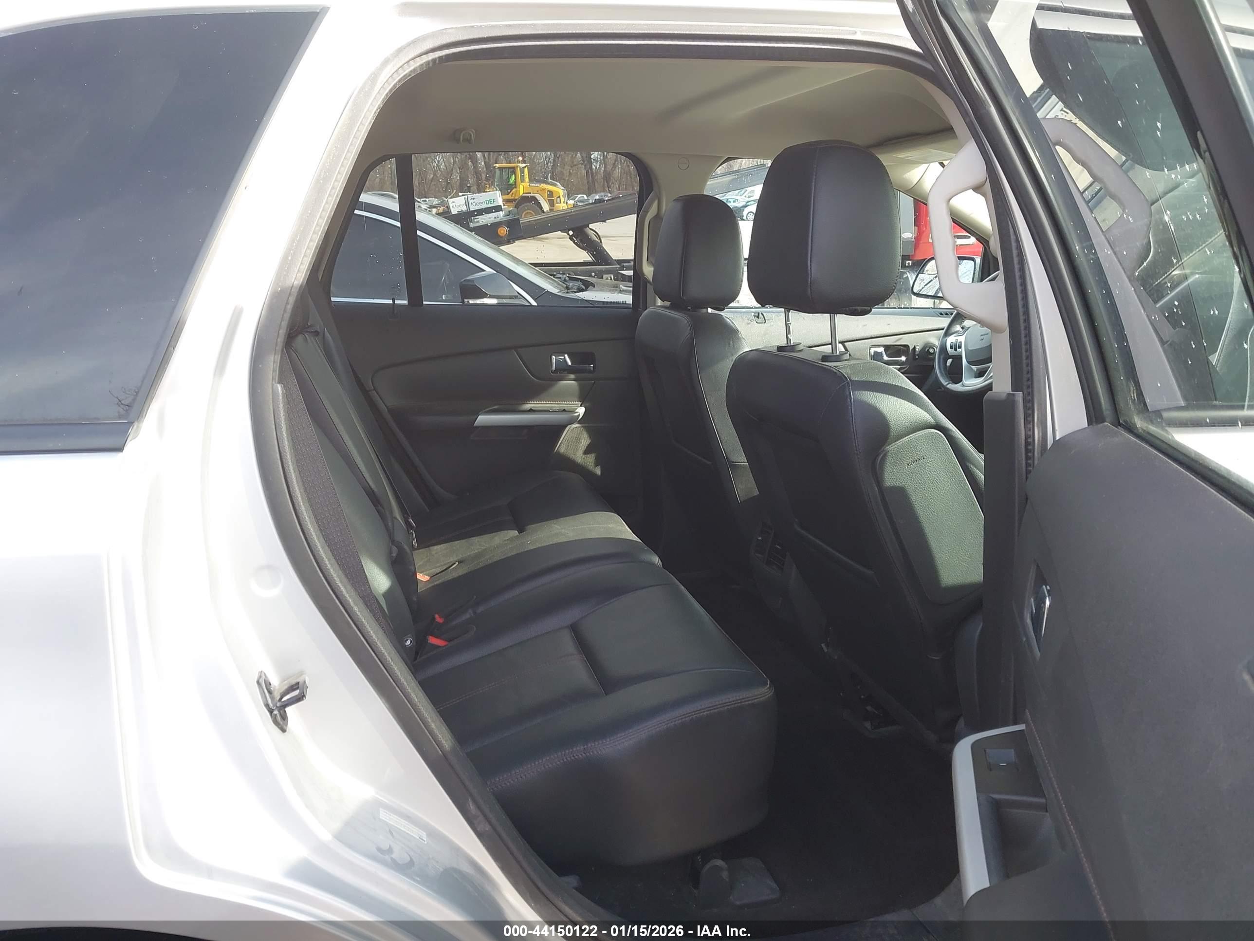 FORD EDGE image 8