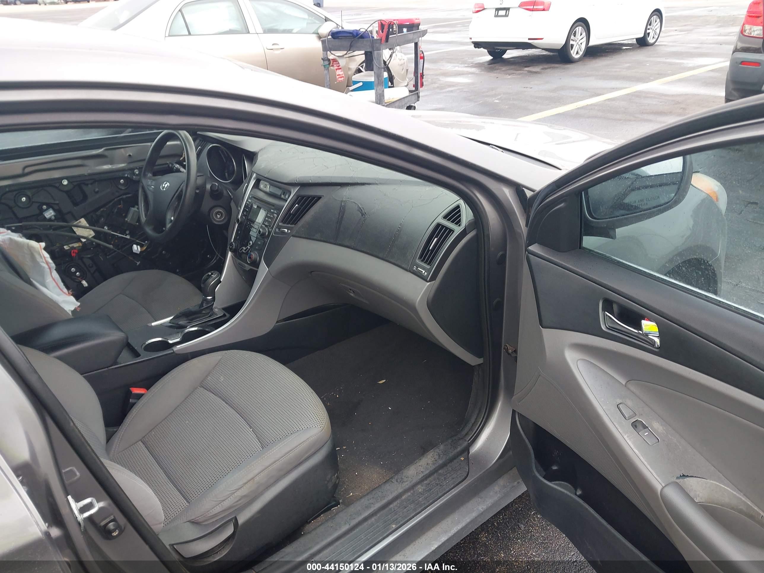 HYUNDAI SONATA image 5