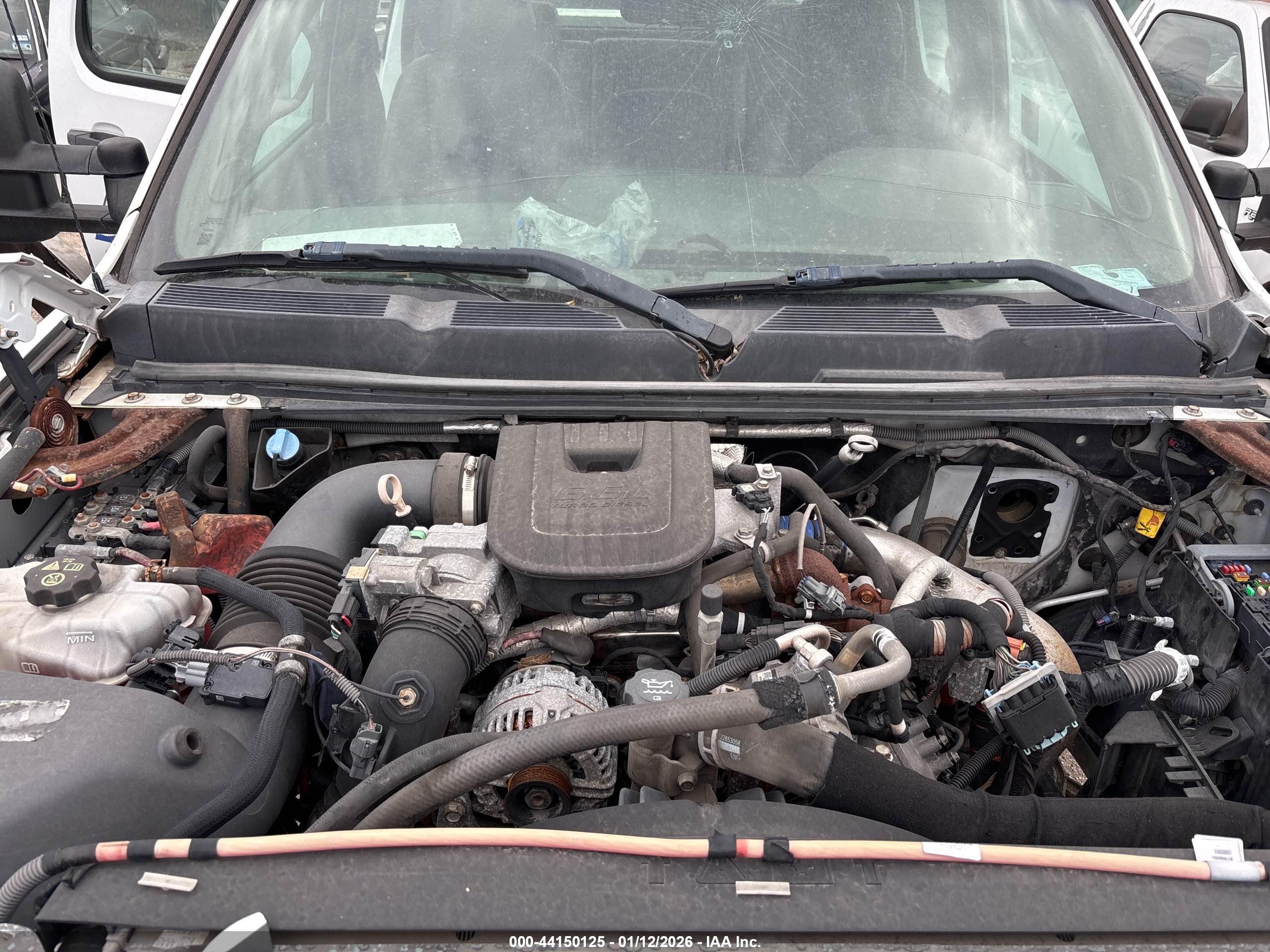 CHEVROLET SILVERADO image 9